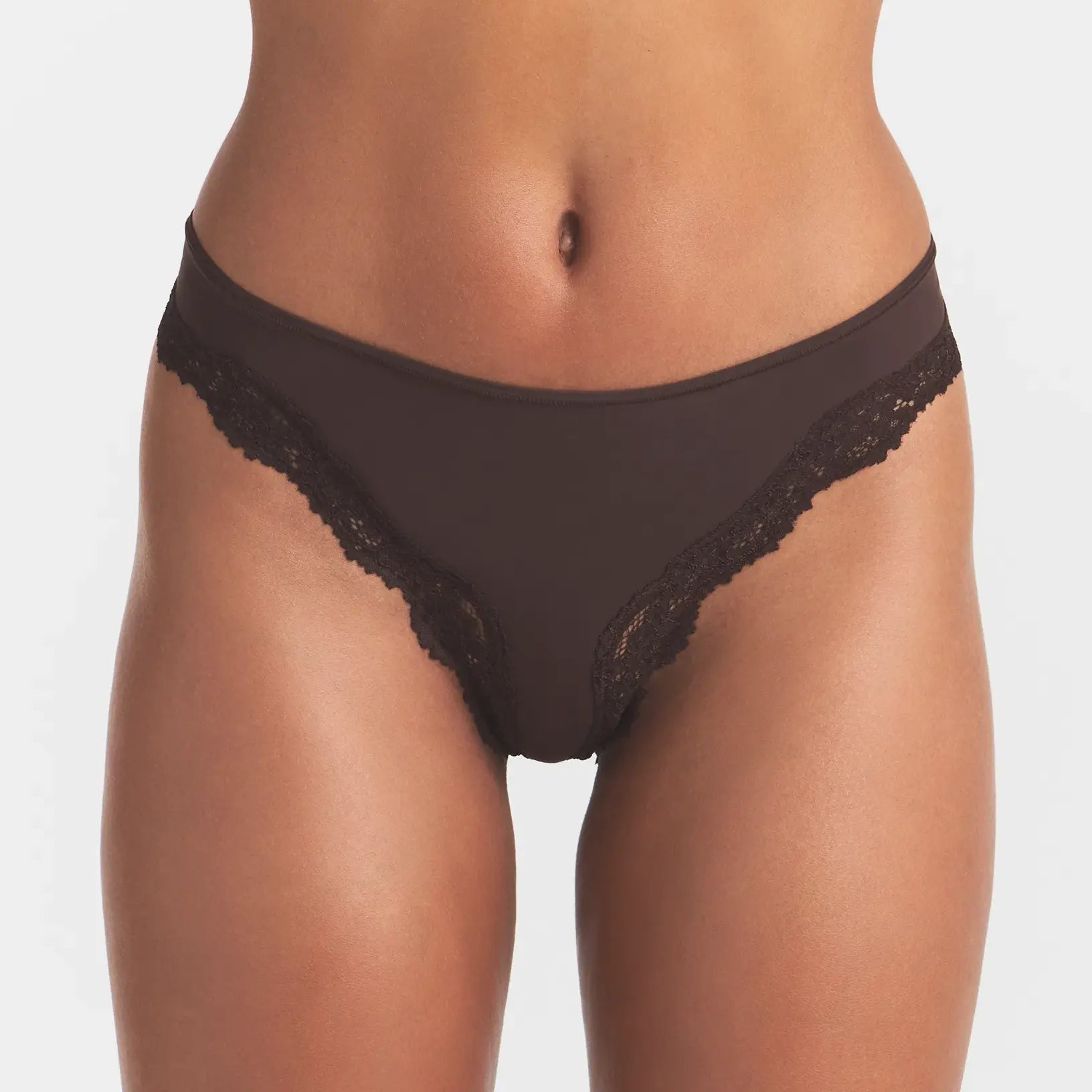 FITS EVERYBODY LACE TANGA | ESPRESSO ON A MODEL FRONT VIEW @ | FOCUS: 0.0, 1.0, 0.9