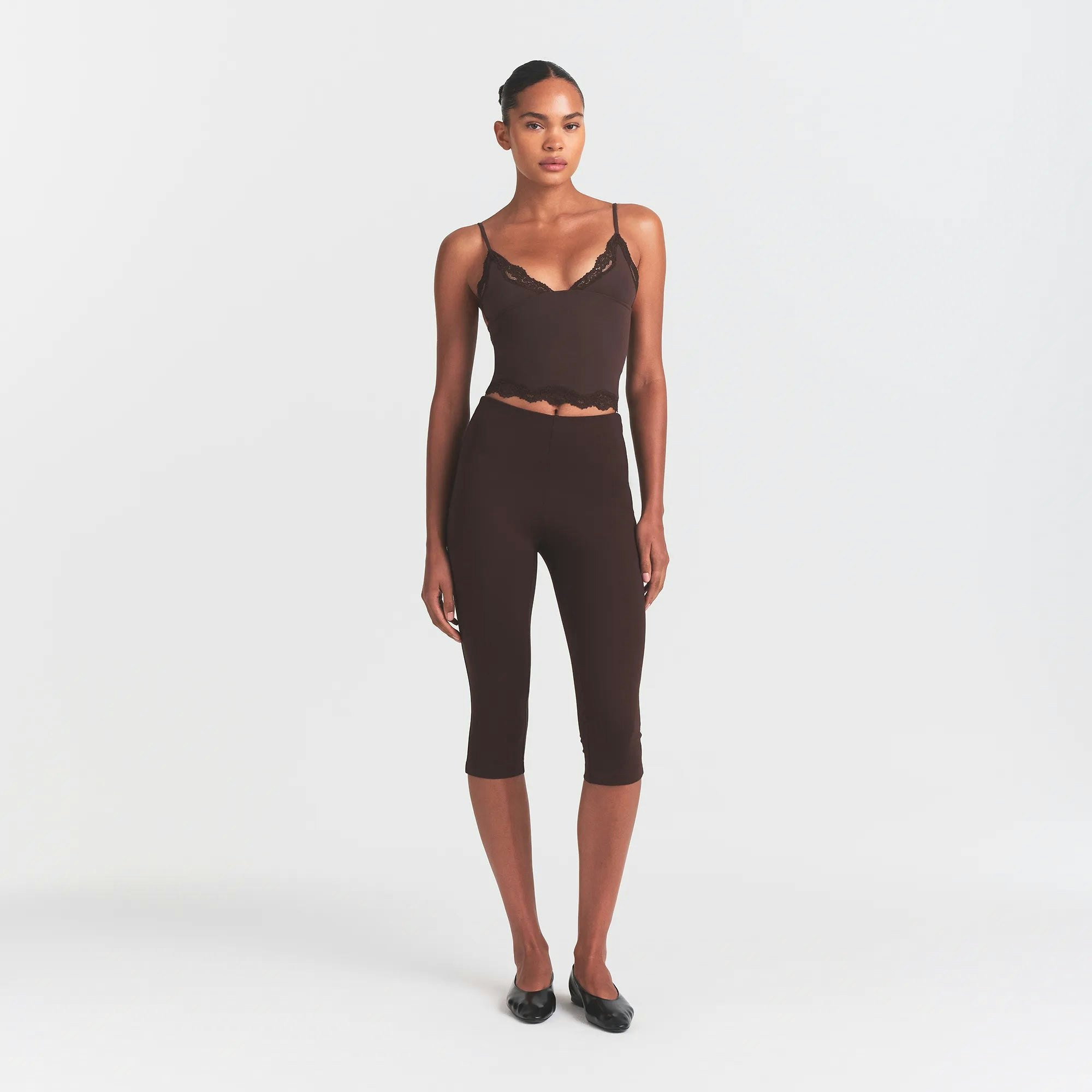 THE ESSENTIAL COLLECTION HIGH-WAISTED CAPRI | ESPRESSO ON A MODEL FRONT VIEW @ | FOCUS: 0.0, 1.0, 0.9