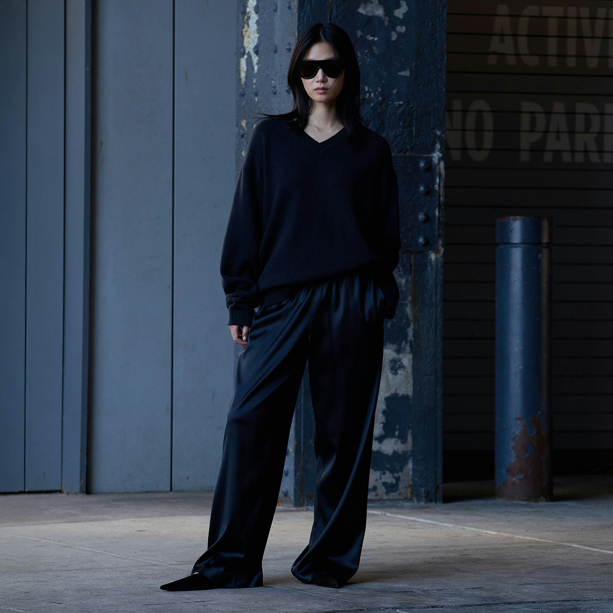 HEAVYWEIGHT SATIN WIDE LEG PANT | ONYX ON A MODEL BACK VIEW @ | FOCUS: 0.0, 1.0, 0.9