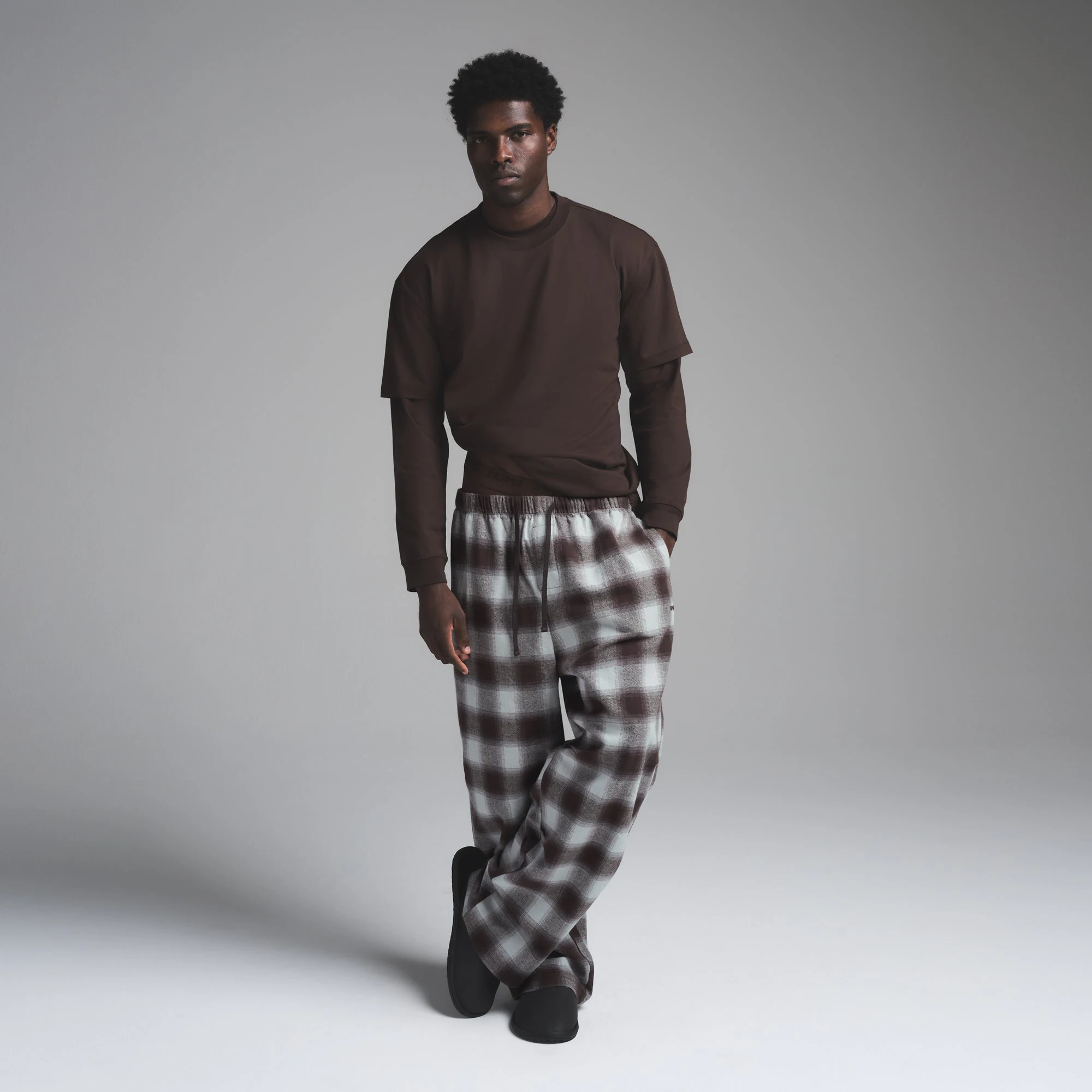 OUTDOOR FLANNEL MENS OVERSIZED PANT | VAPOR SHADOW PLAID ON A MODEL FRONT VIEW