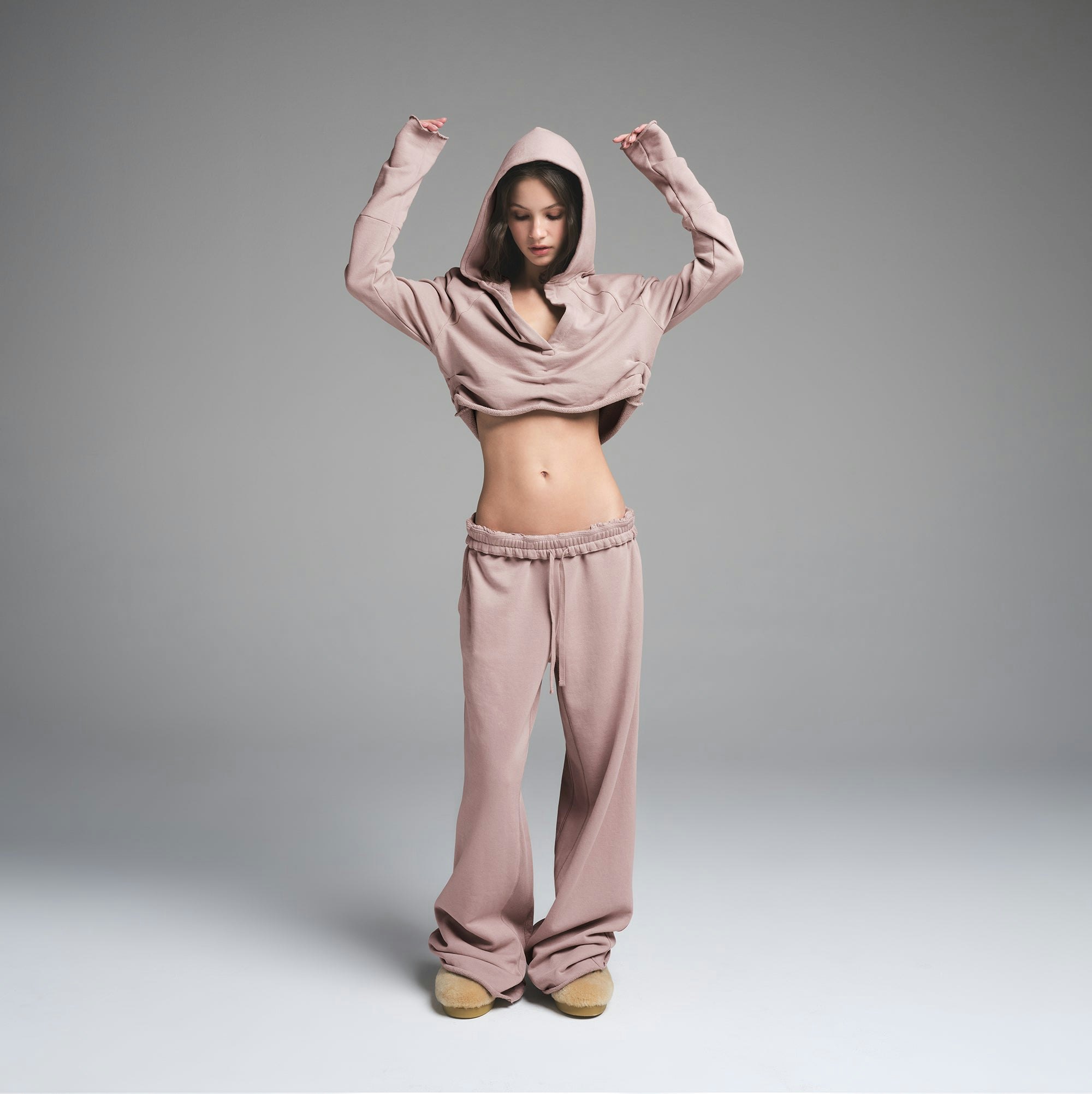 FRENCH TERRY WIDE LEG PANT | FAWN ON A MODEL FRONT VIEW | FOCUS: 0.0, 1.0, 0.9