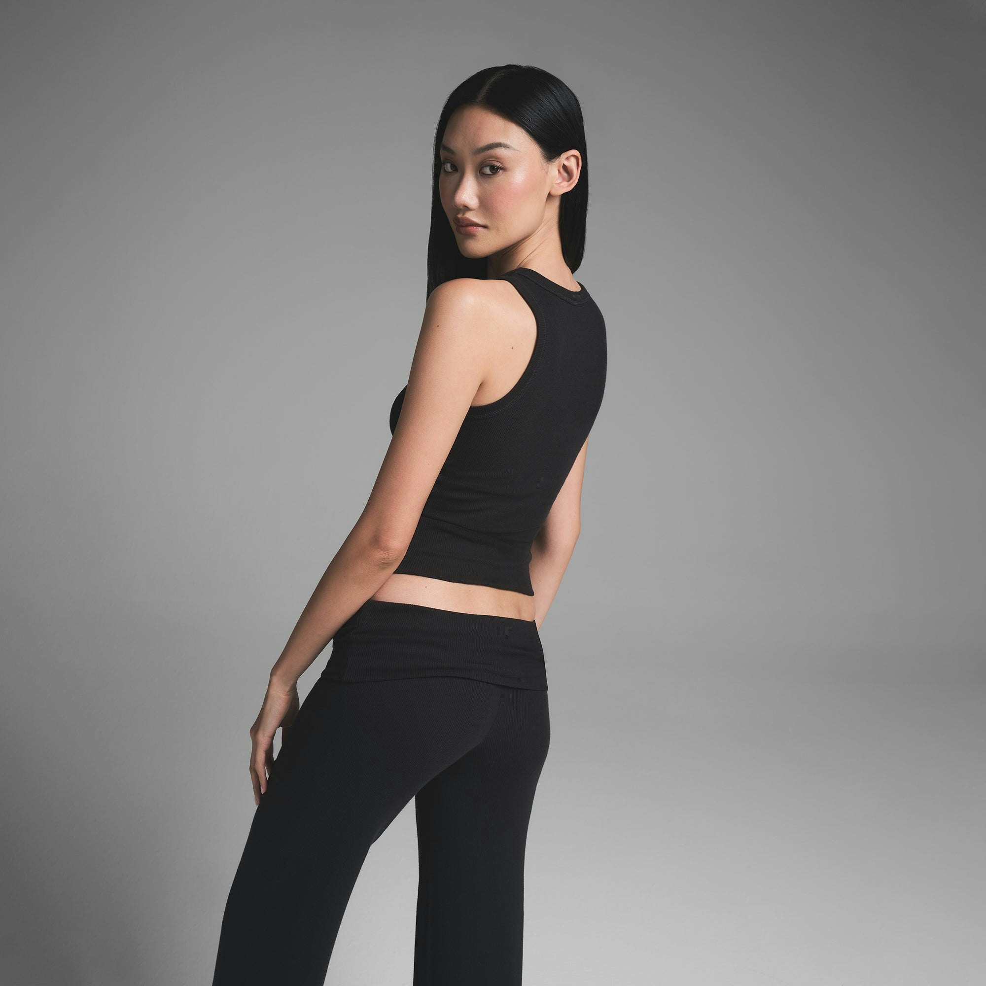 COTTON RIB FOLDOVER STRAIGHT LEG PANT | SOOT ON A MODEL BACK VIEW | FOCUS: 0.0, 1.0, 0.9