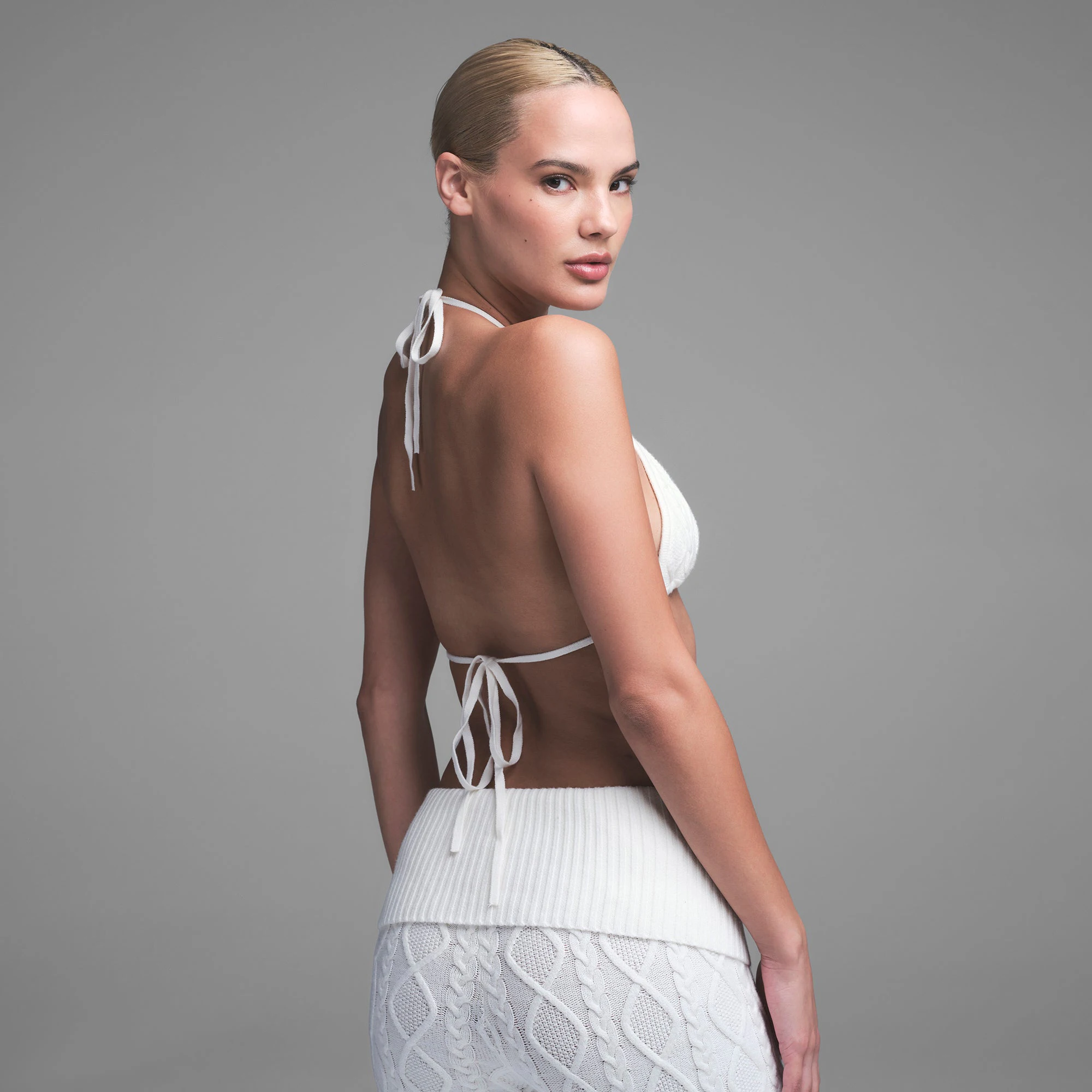 CABLE KNIT FOLDOVER PANT | MARBLE ON A MODEL BACK VIEW | FOCUS: 0.0, 1.0, 0.9