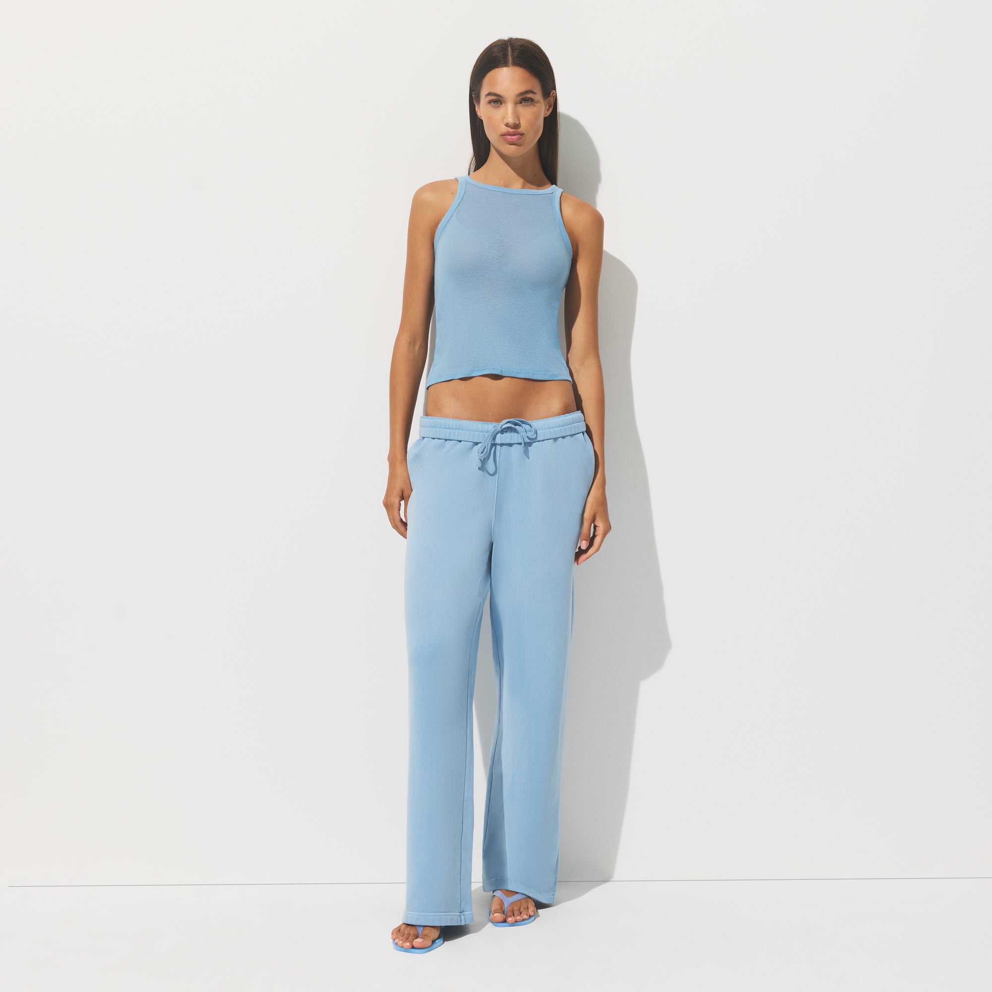 FRENCH TERRY LOW RISE STRAIGHT LEG PANT | BLUE BELL ON A MODEL FRONT VIEW | FOCUS: 0.0, 1.0, 0.9