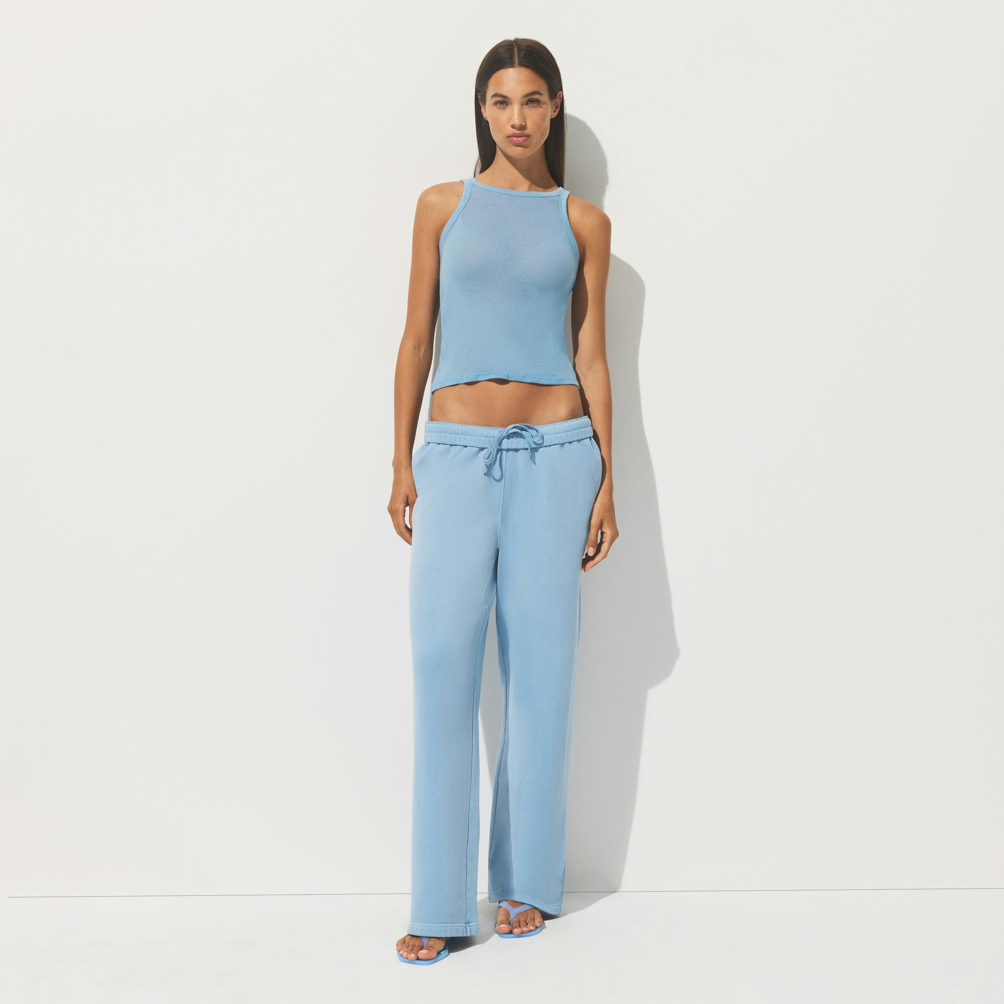 FRENCH TERRY LOW RISE STRAIGHT LEG PANT | BLUE BELL ON A MODEL FRONT VIEW | FOCUS: 0.0, 1.0, 0.9