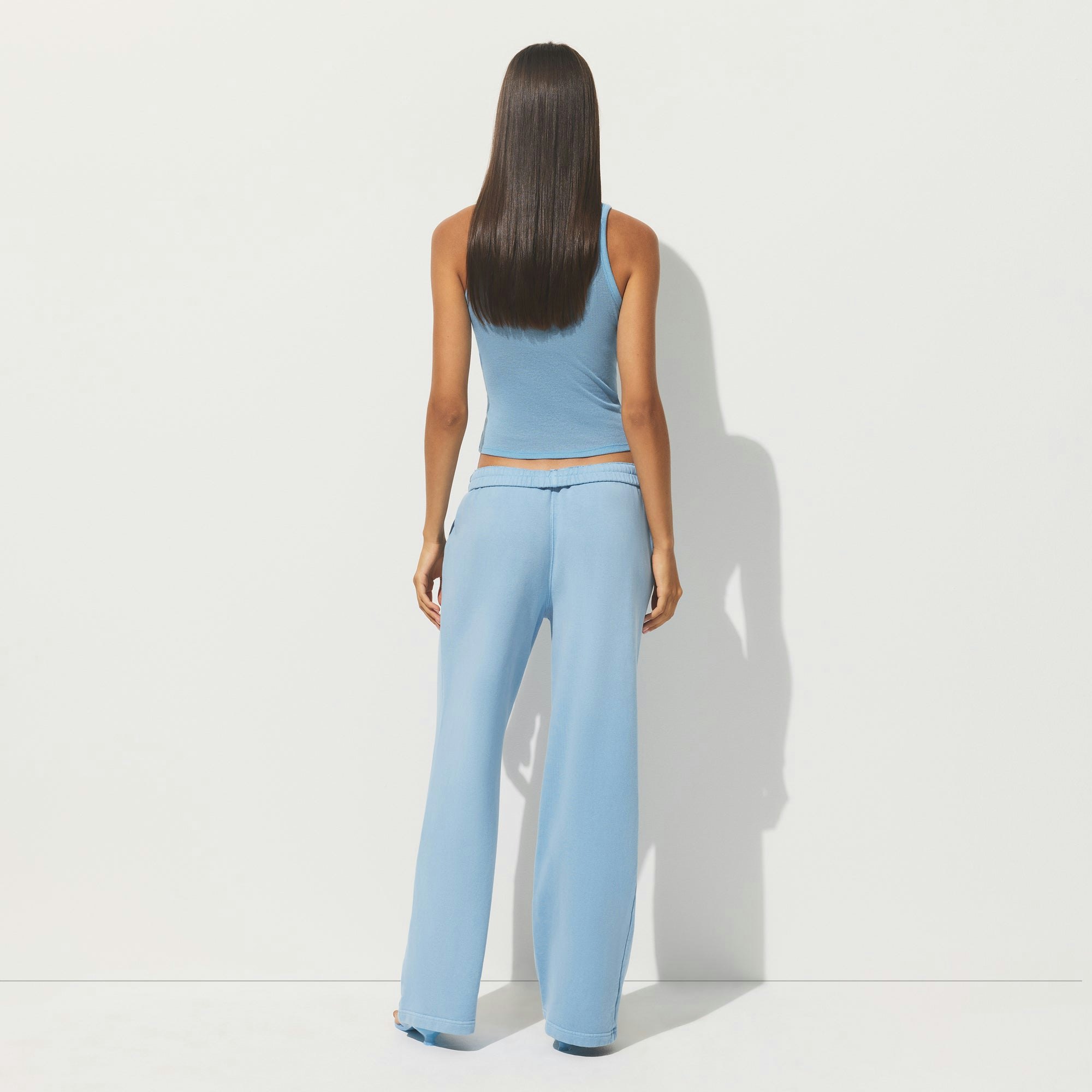 FRENCH TERRY LOW RISE STRAIGHT LEG PANT | BLUE BELL ON A MODEL FRONT VIEW | FOCUS: 0.0, 1.0, 0.9