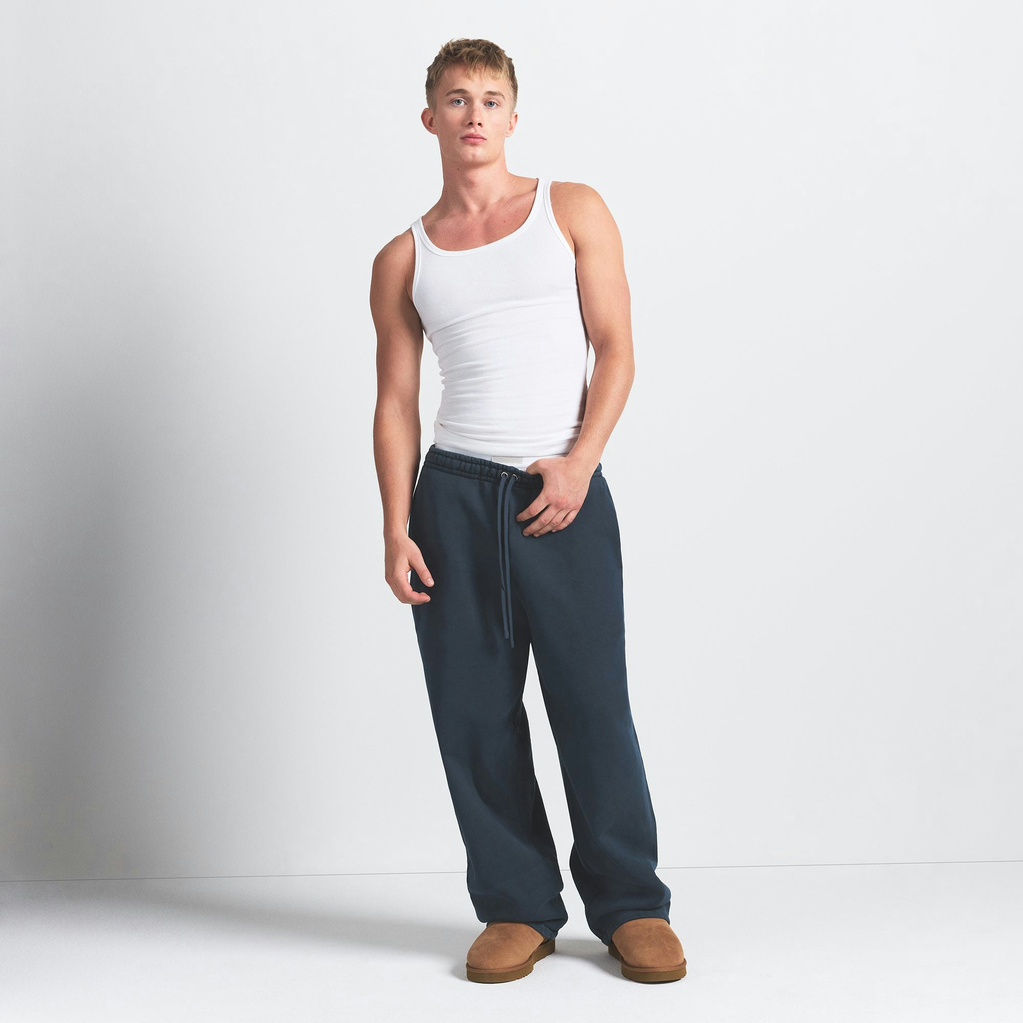 HEAVYWEIGHT FLEECE MENS STRAIGHT LEG PANT | NAVY ON A MODEL FRONT VIEW @ | FOCUS: 0.0, 1.0, 0.9