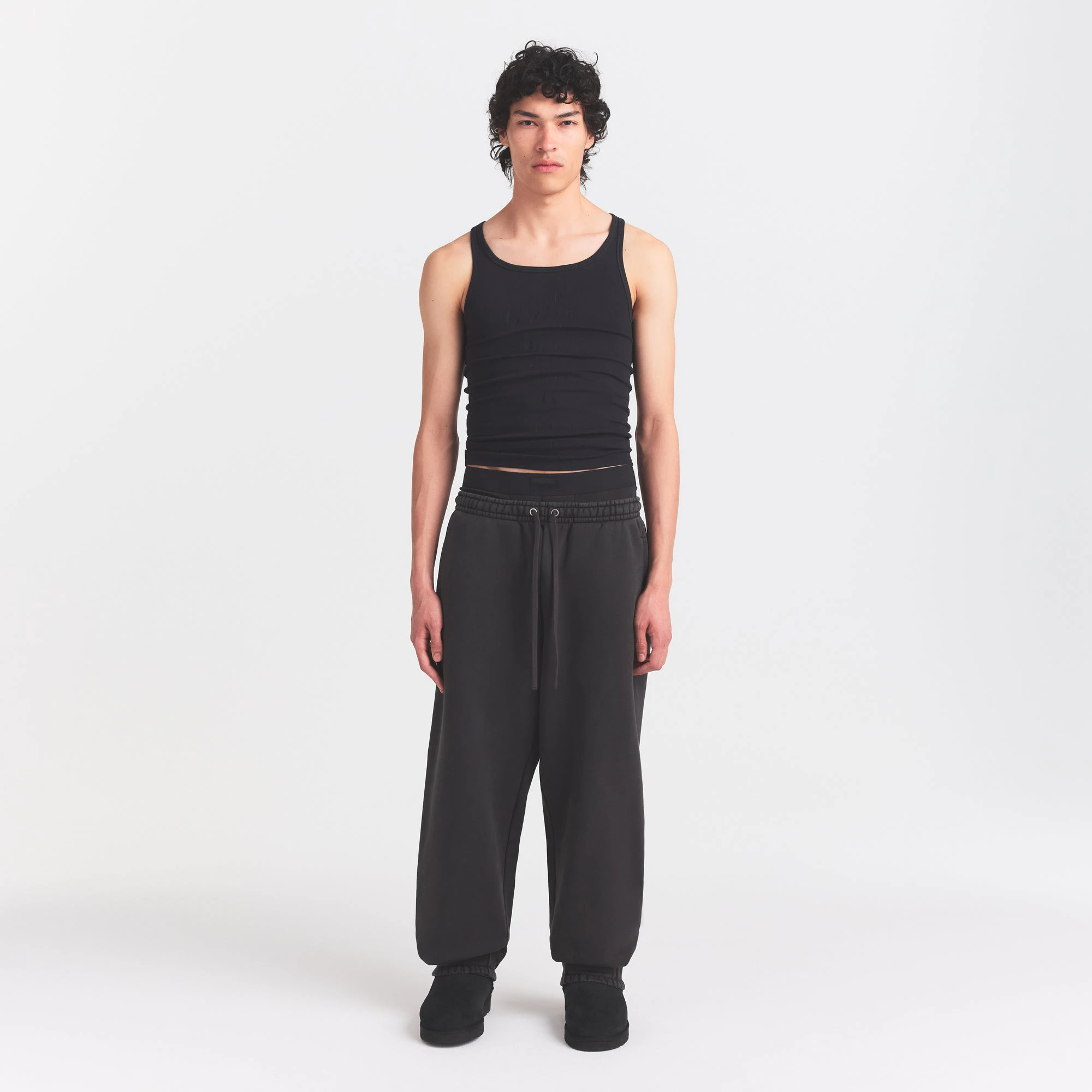 HEAVYWEIGHT FLEECE MENS JOGGER | WASHED ONYX ON A MODEL FRONT VIEW @ | FOCUS: 0.0, 1.0, 0.9