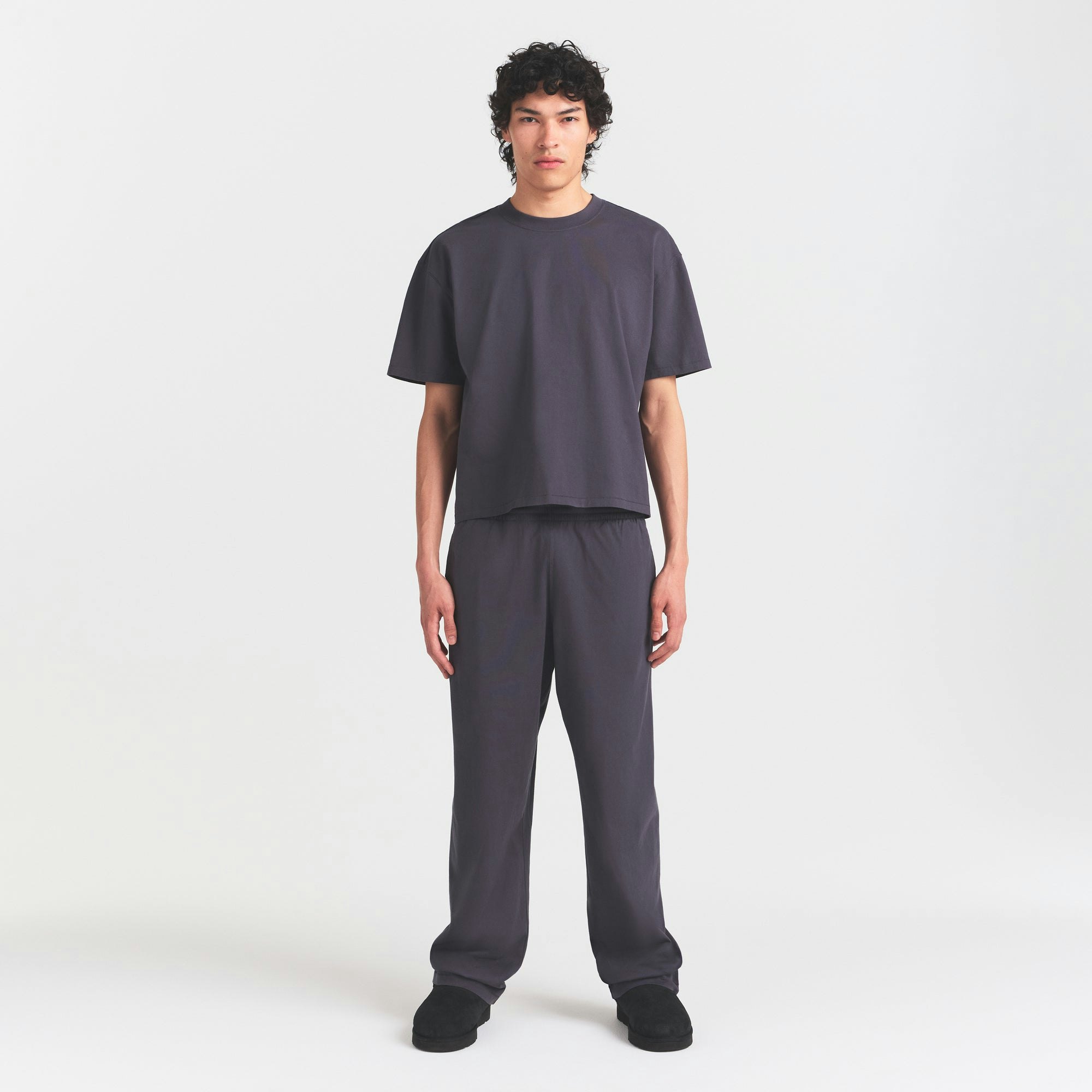 HEAVYWEIGHT COTTON MENS RELAXED PANT | RAVEN ON A MODEL FRONT VIEW @ | FOCUS: 0.0, 1.0, 0.9