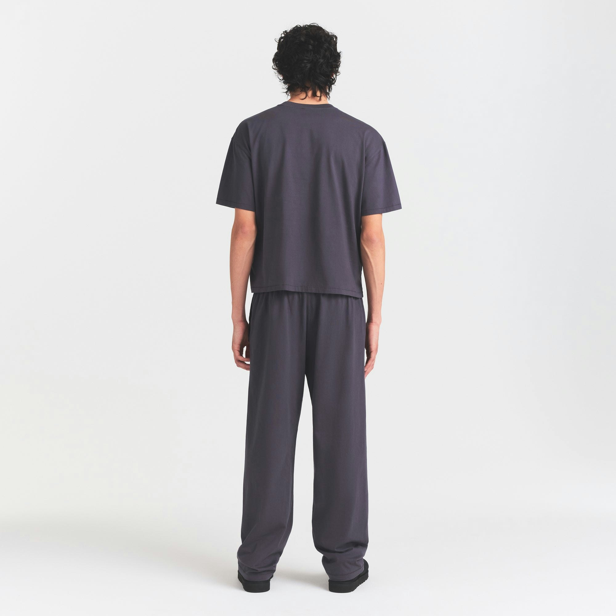 HEAVYWEIGHT COTTON MENS RELAXED PANT | RAVEN ON A MODEL FRONT VIEW @ | FOCUS: 0.0, 1.0, 0.9