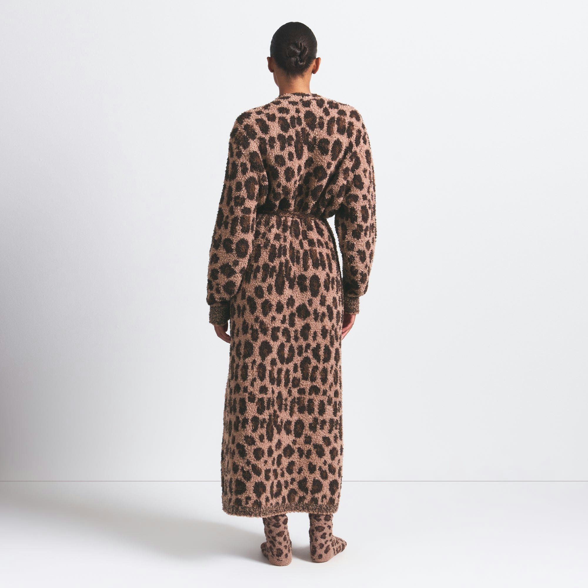 COZY KNIT UNISEX ROBE | SIENNA LEOPARD PRINT ON A MODEL FRONT VIEW @ | FOCUS: 0.0, 1.0, 0.9
