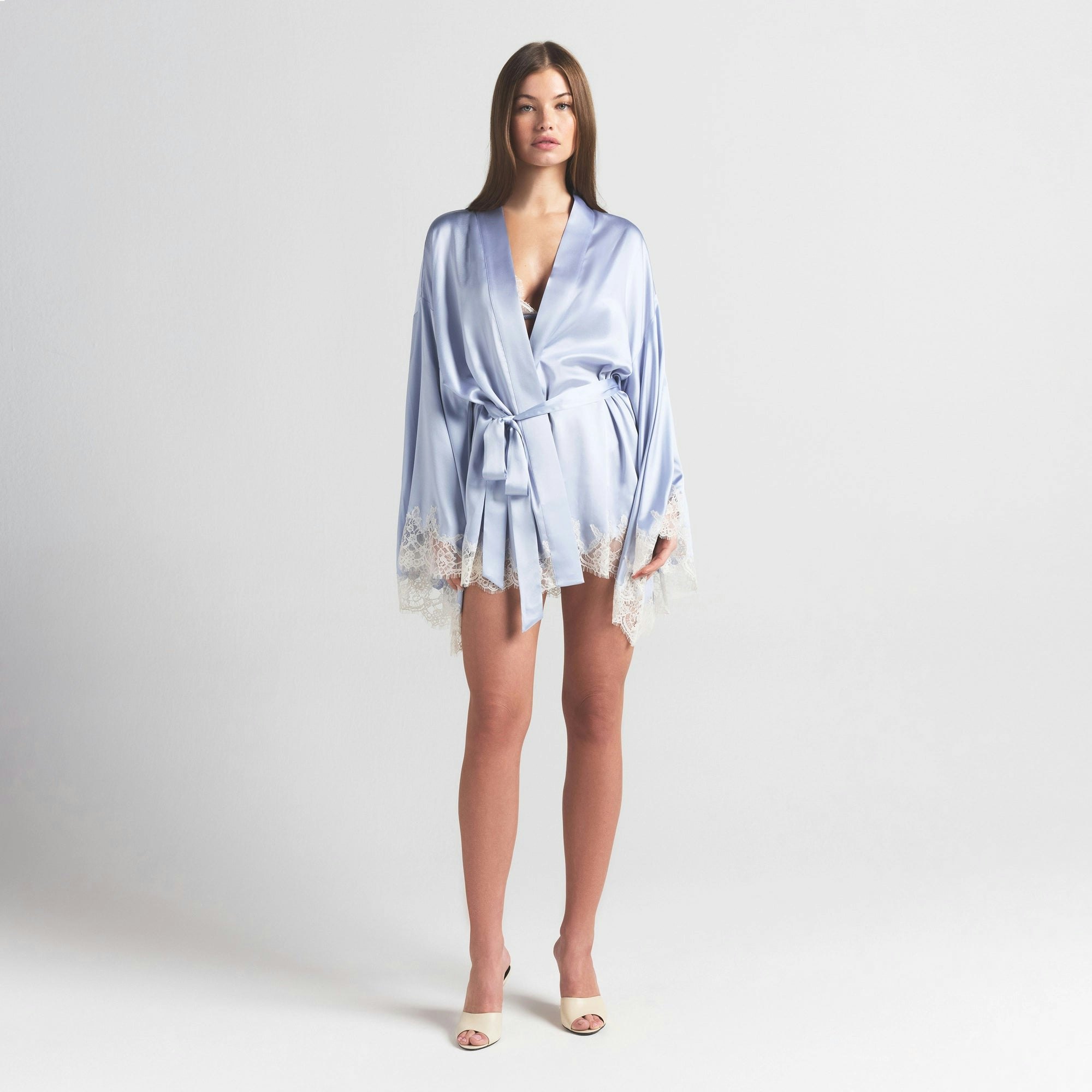 SILK LACE ROBE | PERIWINKLE CONTRAST ON A MODEL FRONT VIEW @ | FOCUS: 0.0, 1.0, 0.9