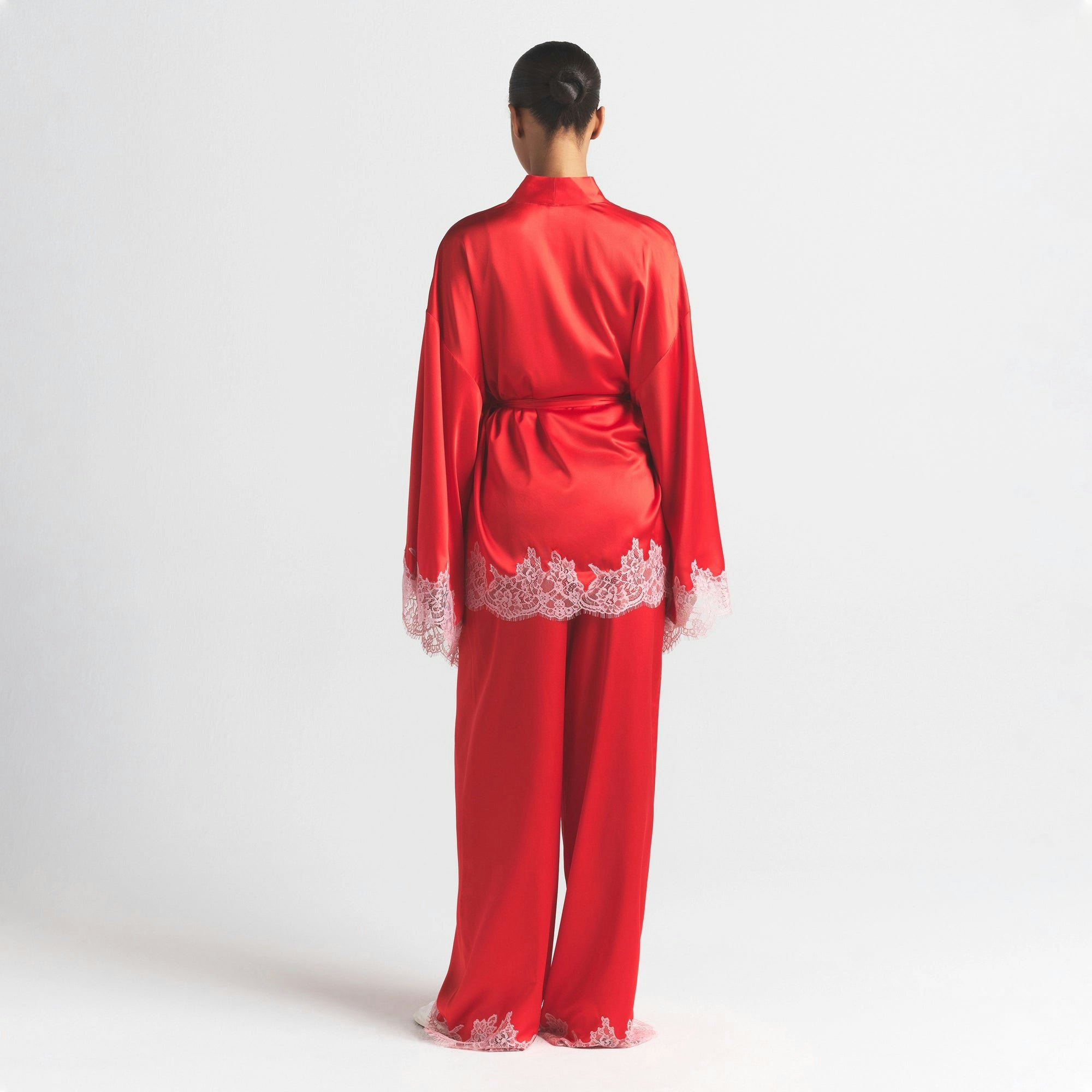 SILK LACE ROBE | RUBY CONTRAST ON A MODEL FRONT VIEW @ | FOCUS: 0.0, 1.0, 0.9