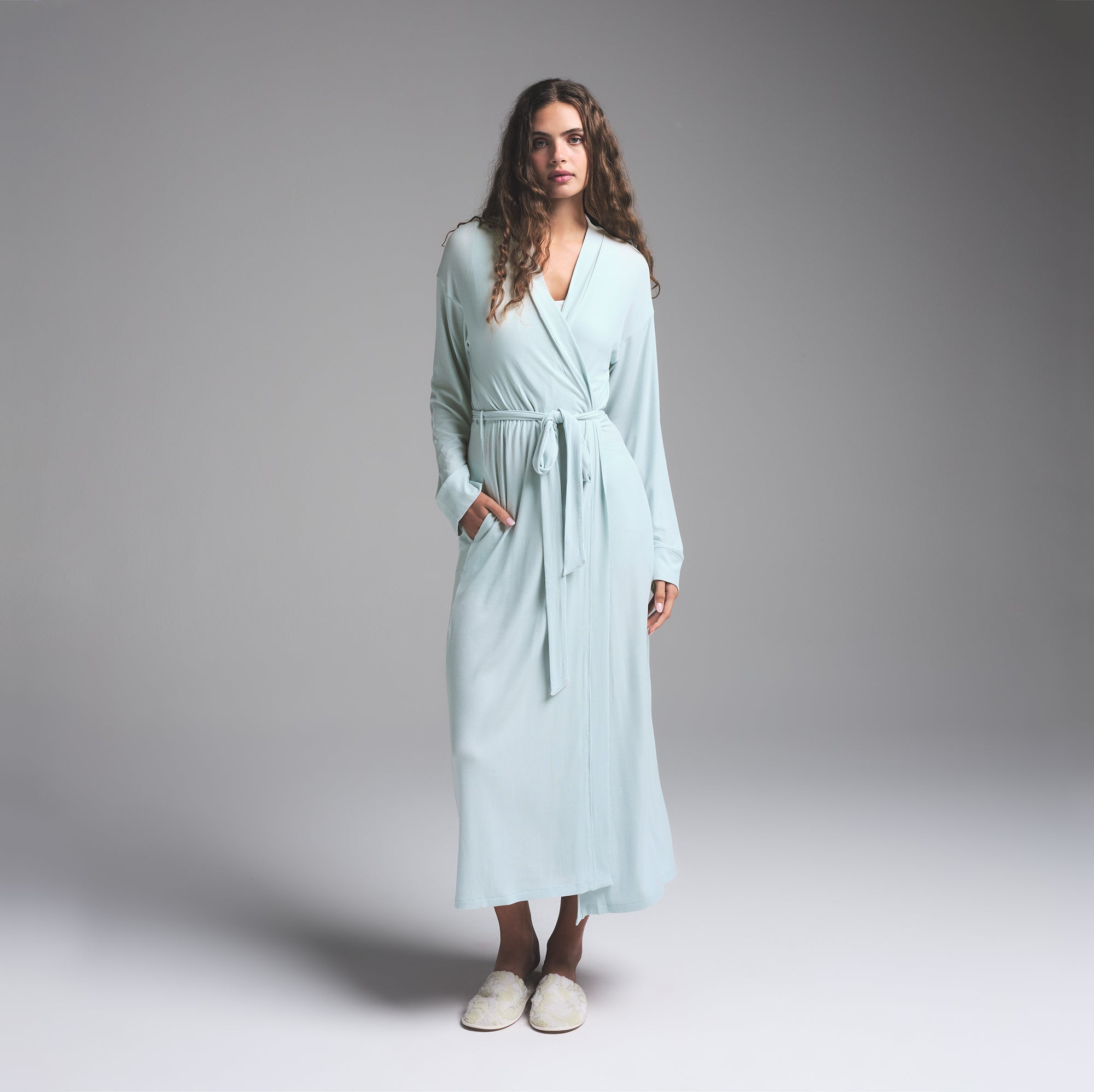 SOFT LOUNGE LONG ROBE FROST