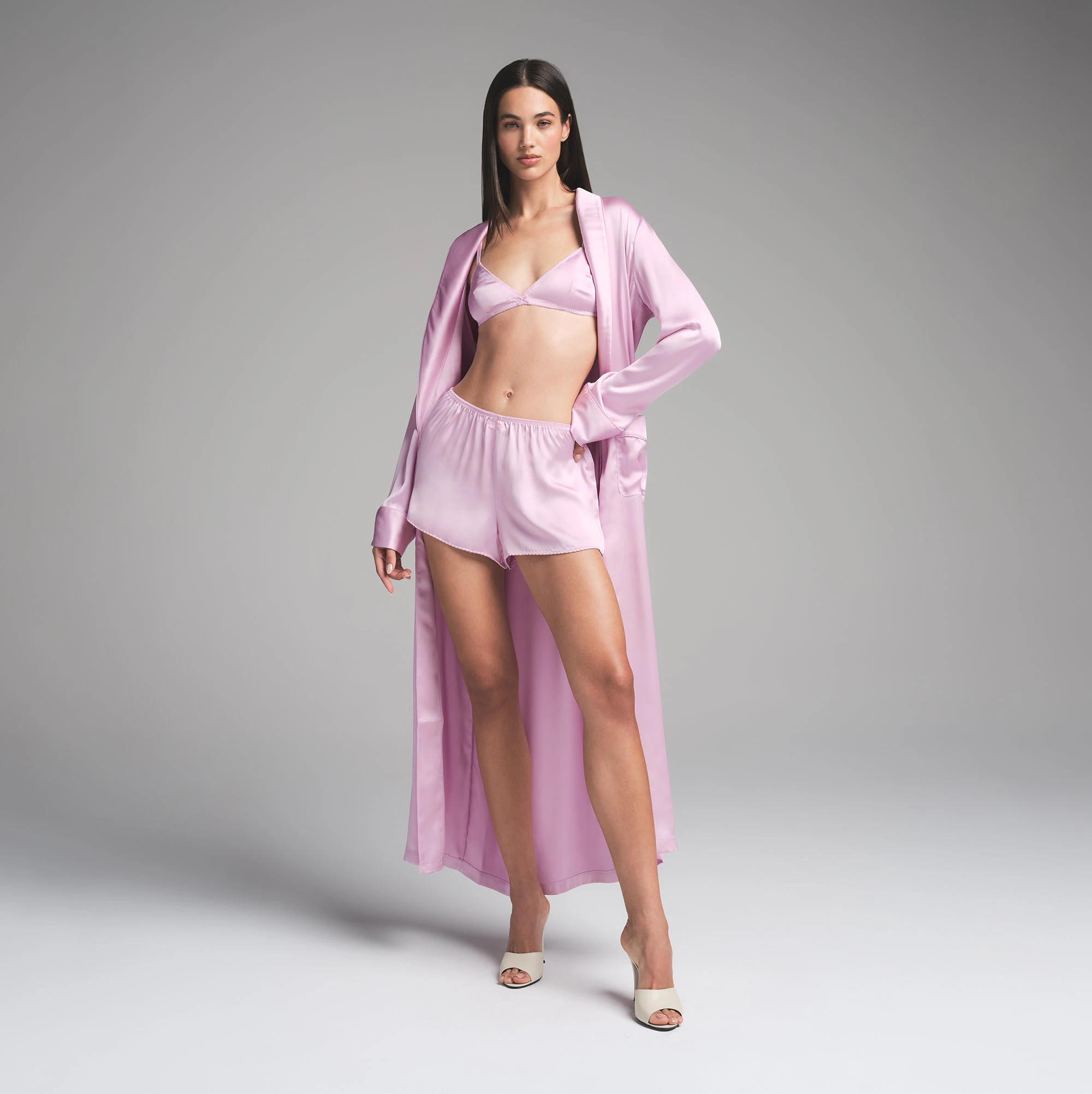 WOVEN SHINE LONG ROBE | PINK ROSE ON A MODEL FRONT VIEW | FOCUS: 0.0, 1.0, 0.9