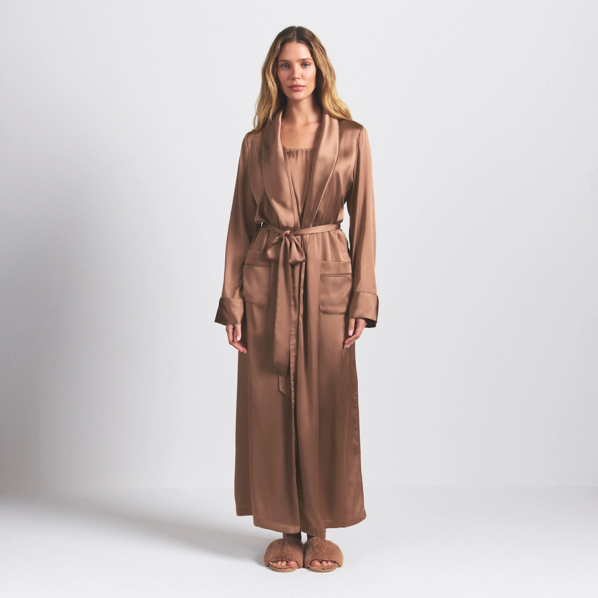 WOVEN SHINE LONG ROBE | SIENNA ON A MODEL FRONT VIEW @ | FOCUS: 0.0, 1.0, 0.9