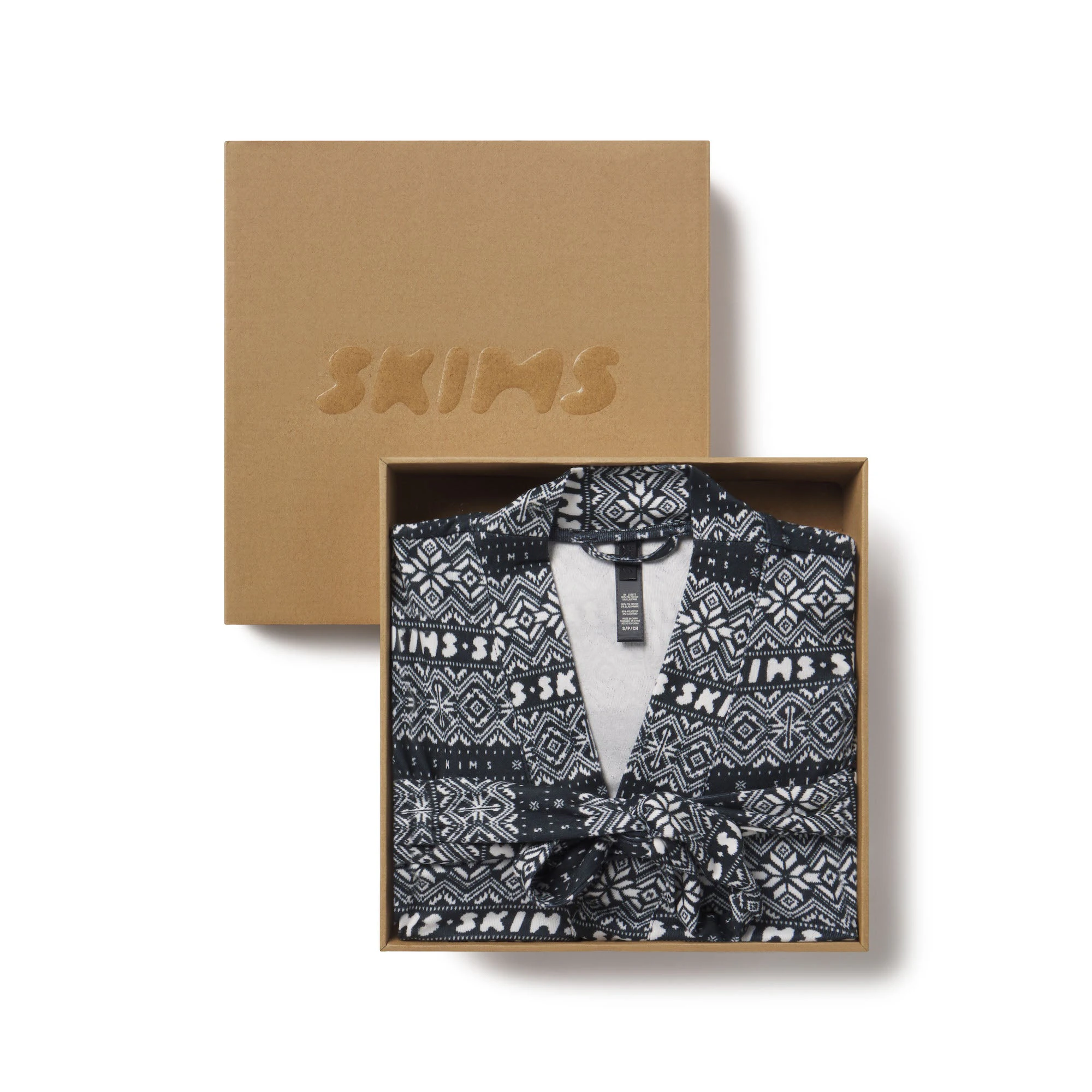 LOGO PLUSH POINTELLE ROBE | ONYX FAIR ISLE  ADDITIONAL FABRIC DETAILS