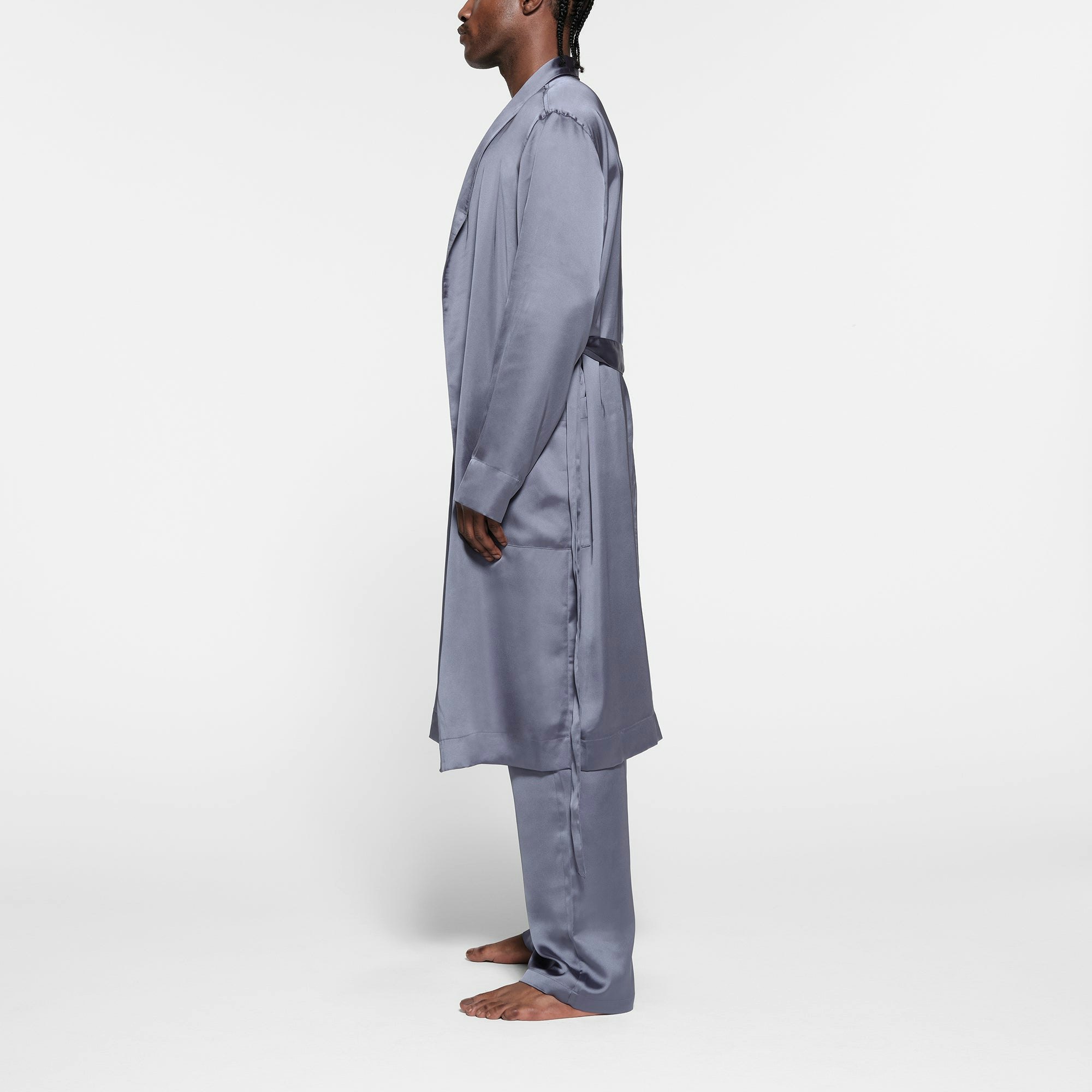 SATEEN SLEEP MENS ROBE | SLATE ON A MODEL SIDE VIEW