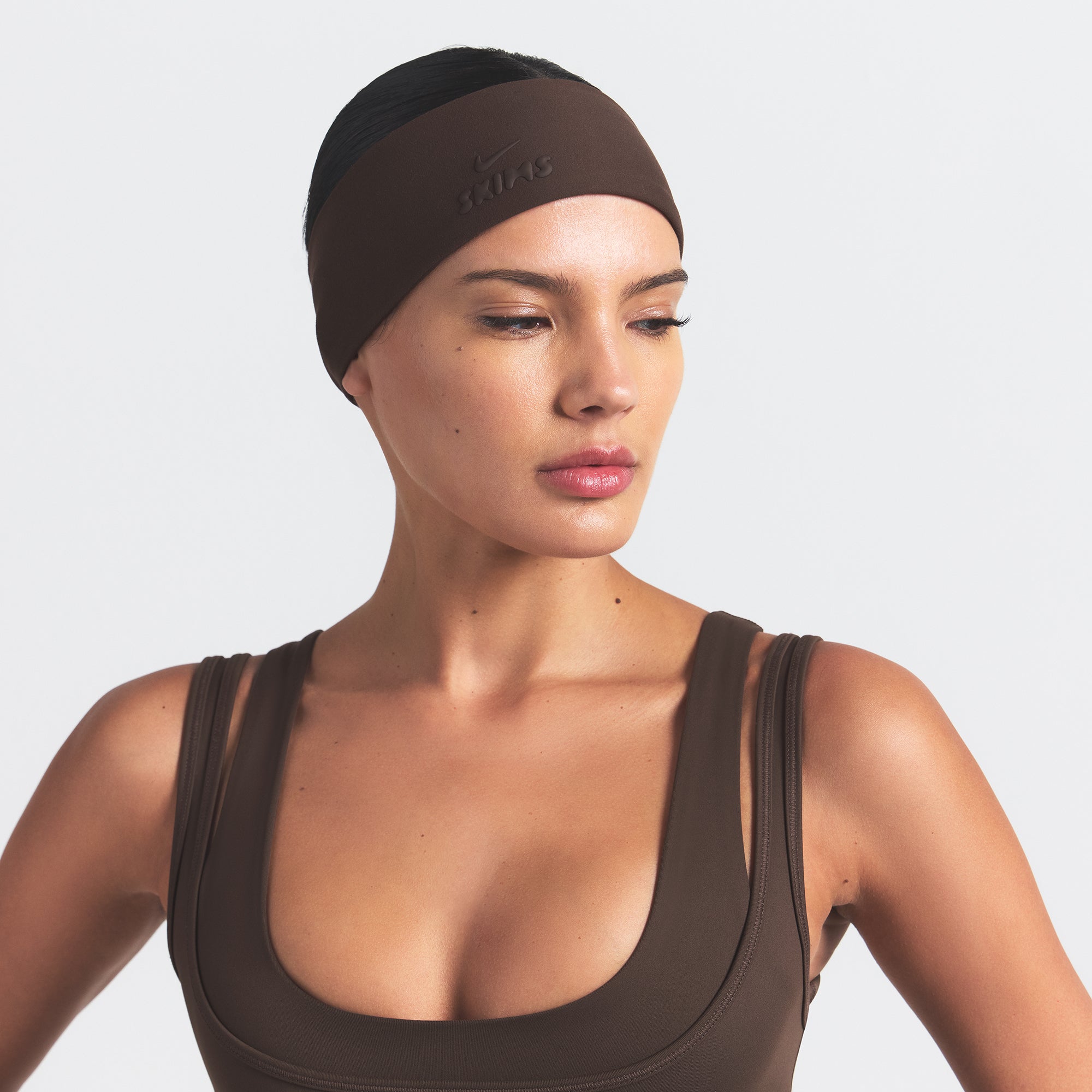 NikeSKIMS ACCESSORIES HEADBAND | DARK SEPIA | SKIMS