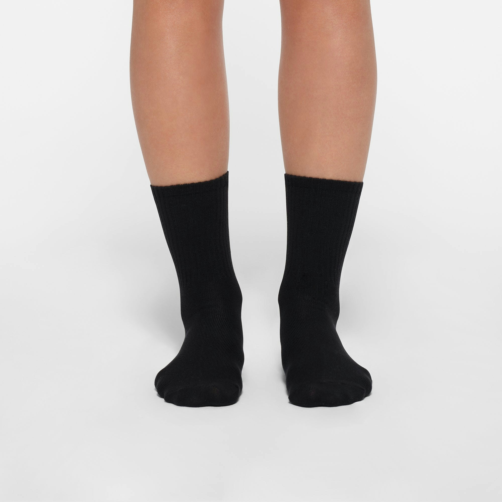 SPORT CREW SOCK 3-PACK | CORE MULTI ON A MODEL FRONT VIEW