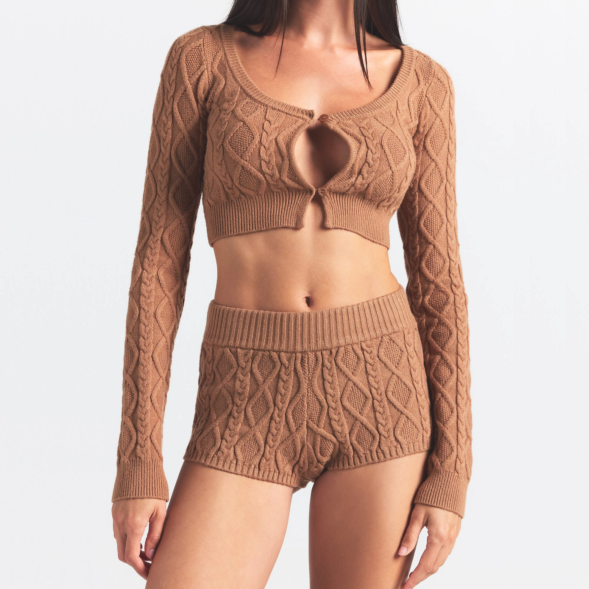 SWEATER KNIT SHORT | DARK HONEY ON A MODEL FRONT VIEW @ | FOCUS: 0.0, 1.0, 0.9