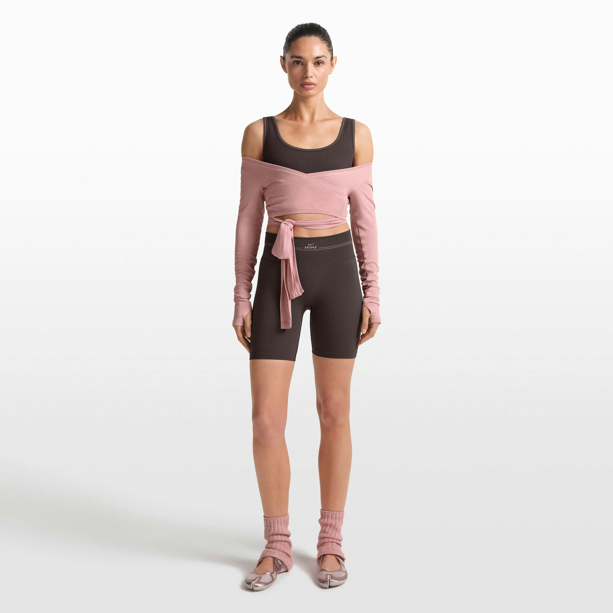 NikeSKIMS RIBBED SEAMLESS 5" BIKER SHORT | PHOENIX ON A MODEL FRONT VIEW @ | FOCUS: 0.0, 1.0, 0.9