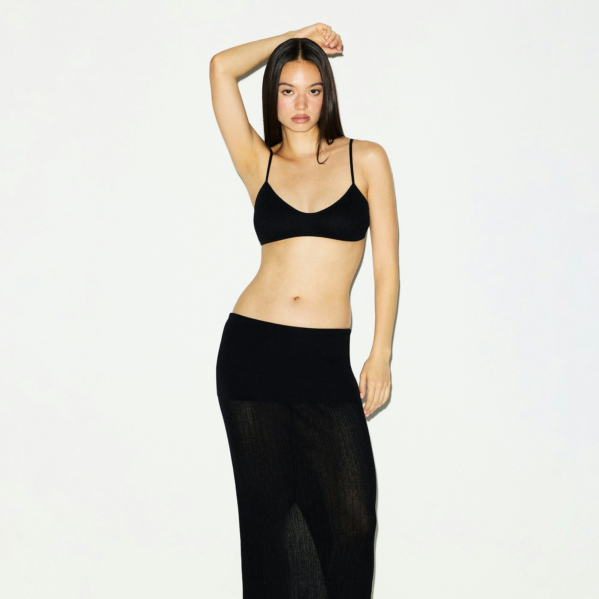 SHEER KNIT FOLDOVER LONG SKIRT | ONYX ON A MODEL FRONT VIEW @ | FOCUS: 0.0, 1.0, 0.9