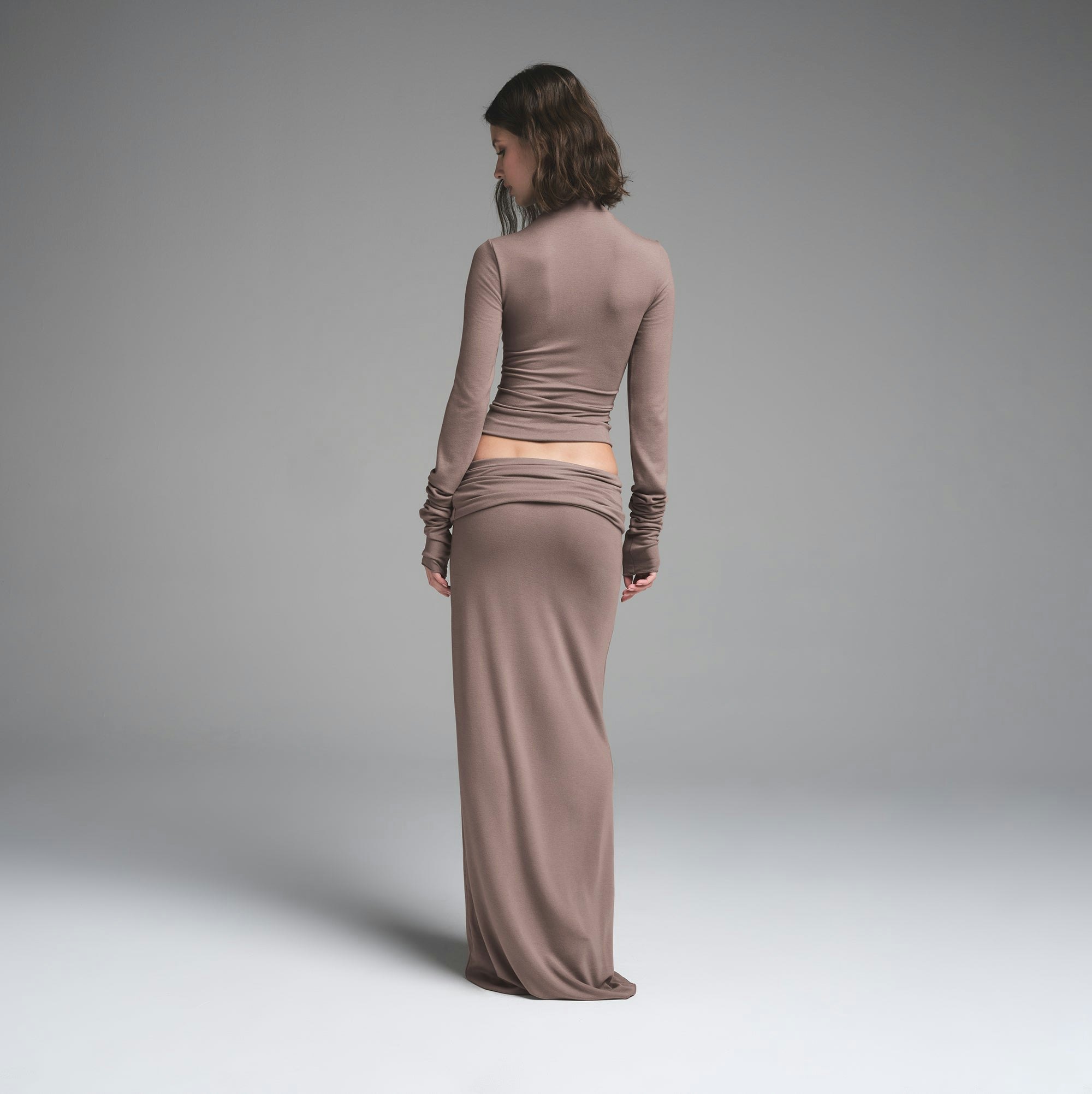 SKIMS CLOUD FOLDOVER SKIRT | AMETHYST ON A MODEL BACK VIEW | FOCUS: 0.0, 1.0, 0.9