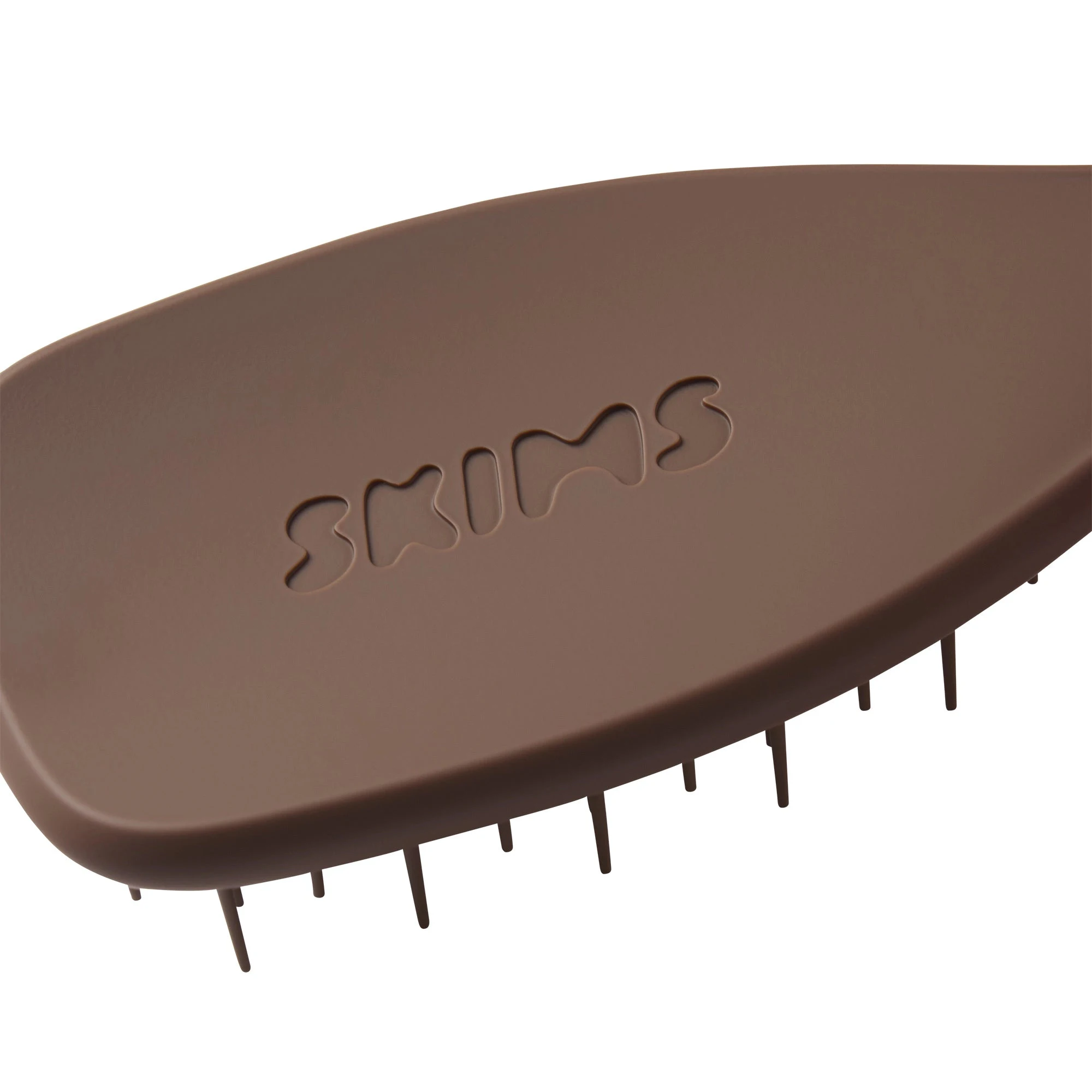 TANGLE TEEZER X SKIMS THE ULTIMATE DETANGLER | EXTRA GENTLE JASPER FLAT ON A WHITE BACKGROUND | FLT