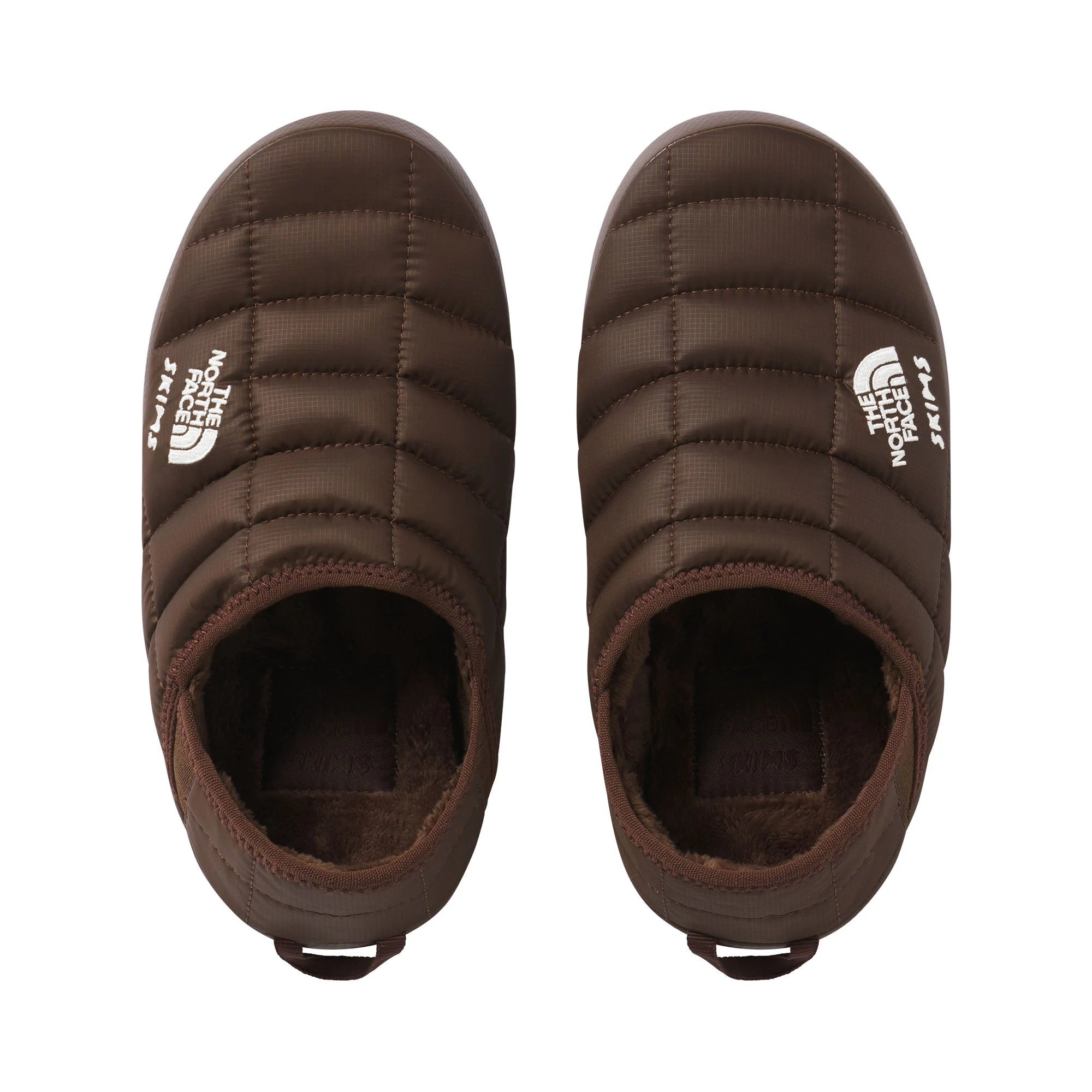 THE NORTH FACE X SKIMS THERMOBALL TRACTION MULES V | COCOA FLAT ON A WHITE BACKGROUND | FLT