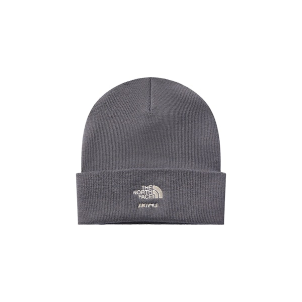 THE NORTH FACE X SKIMS BEANIE | GUNMETAL FLAT ON A WHITE BACKGROUND | FLT
