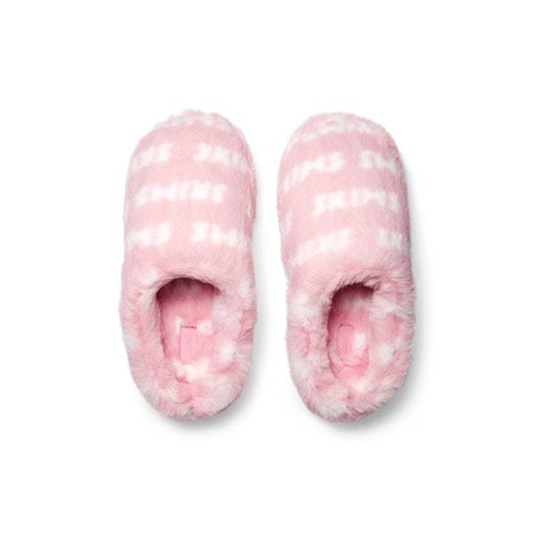 LOGO SLIPPER | HALITE FLAT ON A WHITE BACKGROUND @ | FLT