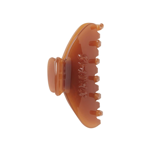 GETTING READY ACCESSORIES EMBOSSED LOGO MINI CLAW CLIP | ALMOND LAYS FLAT ON A WHITE BACKGROUND | FLT 