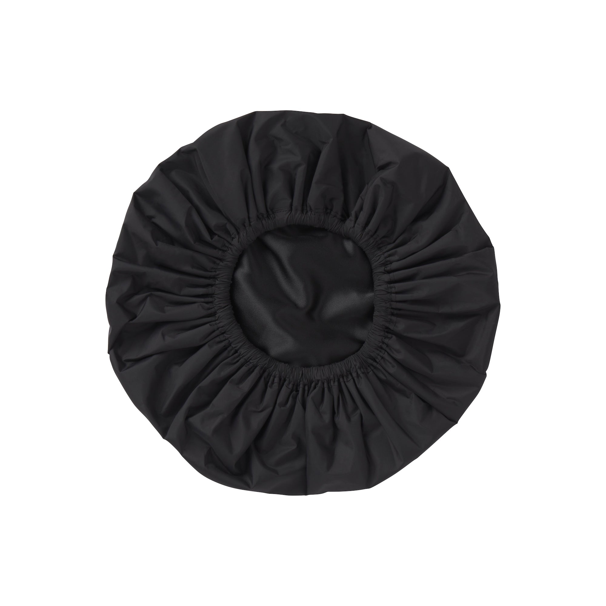 GETTING READY ACCESSORIES SATIN LINED SHOWER CAP | ONYX FLAT ON A WHITE BACKGROUND
