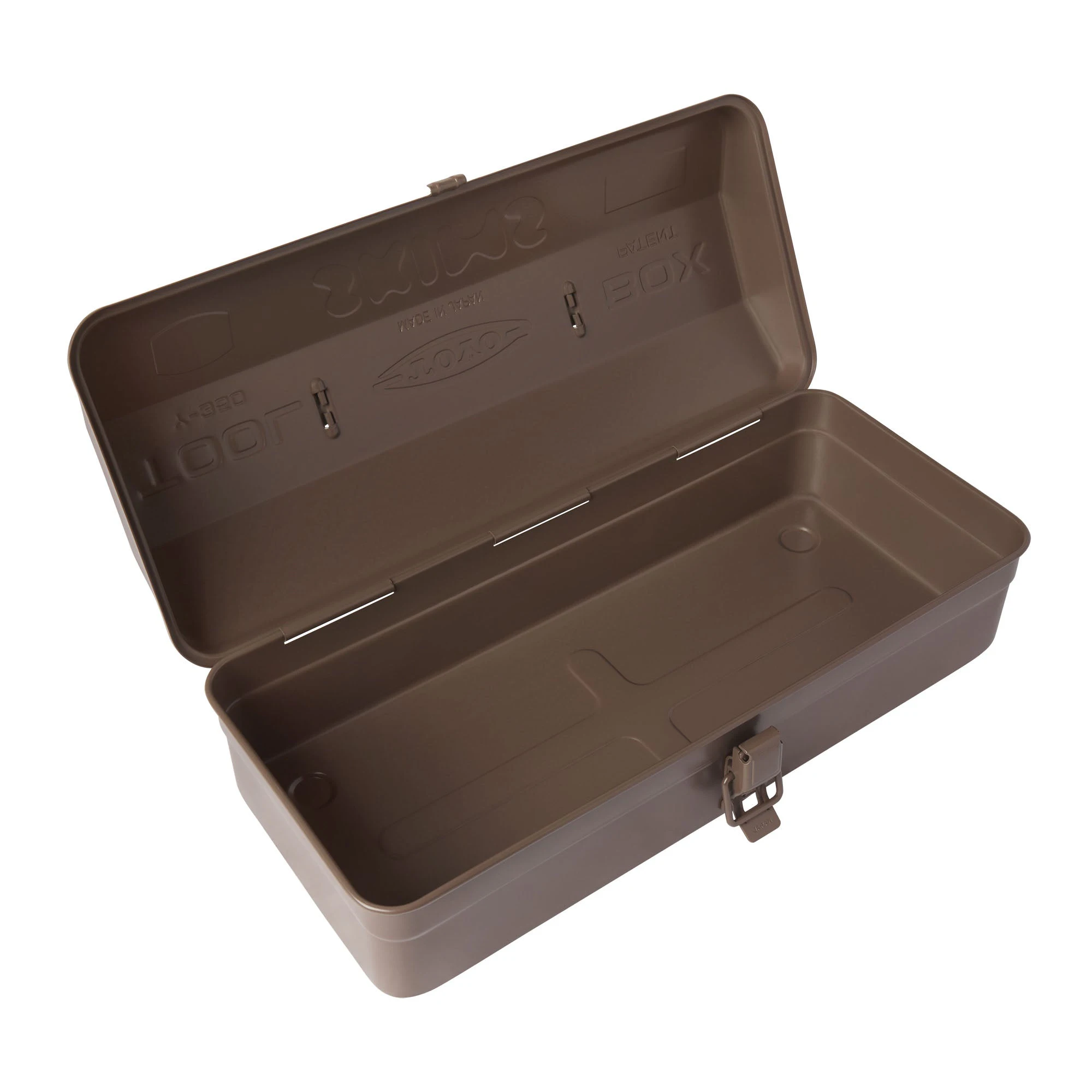 TOYO STEEL X SKIMS TOOLBOX Y-350 | UMBER ON A MODEL | FOCUS: 0.0, 1.0, 0.9