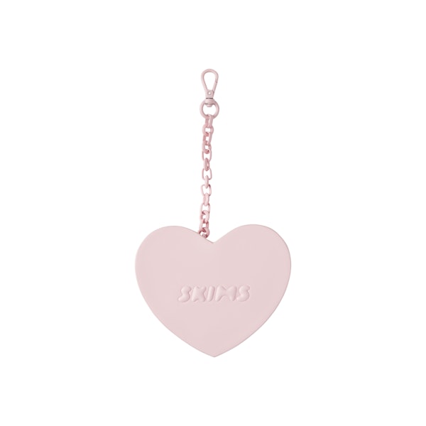 HEART POUCH KEYCHAIN | BALLET FLAT ON A WHITE BACKGROUND | FLT