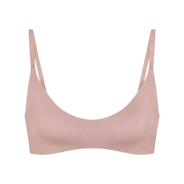 NikeSKIMS MATTE MICRO SCOOP BRA | HIMALAYAN FLAT ON A WHITE BACKGROUND | FLT