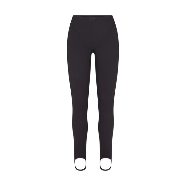 NikeSKIMS MATTE 17