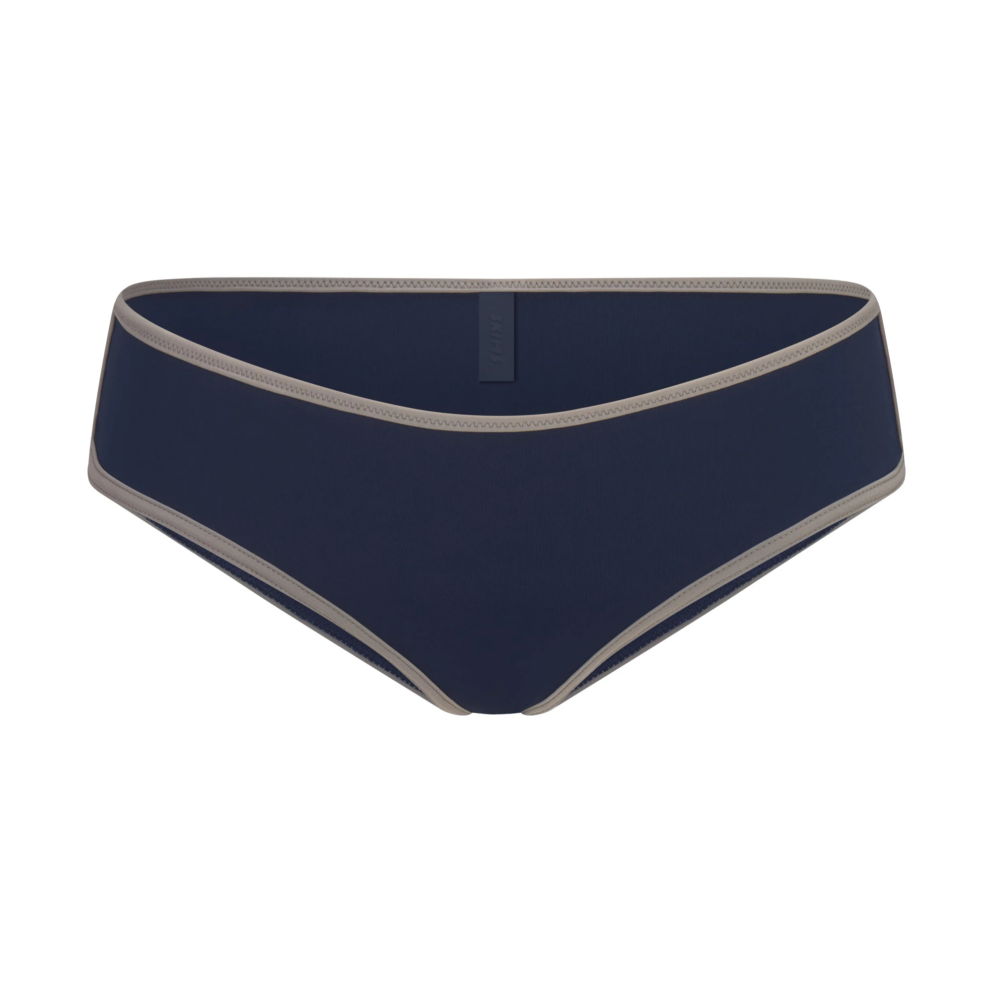 SIGNATURE SWIM HIPSTER BIKINI BOTTOM | NAVY CONTRAST LAYS FLAT ON A WHITE BACKGROUND | FLT