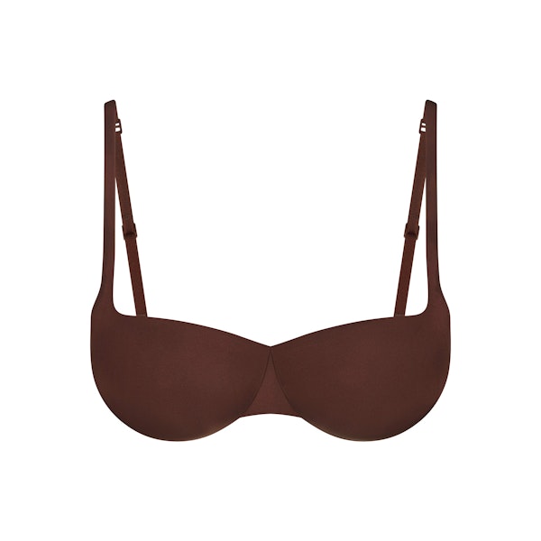 SKIMS ULTIMATE BALCONETTE PUSH-UP BRA | COCOA FLAT ON A WHITE BACKGROUND | FLT | FLT