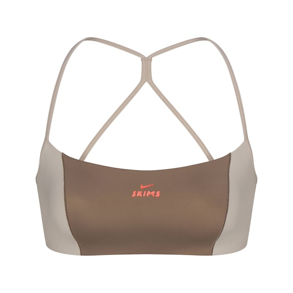NikeSKIMS SHINE MICRO SCOOP BRA | TRUFFLE AND STONE FLAT ON A WHITE BACKGROUND | FLT