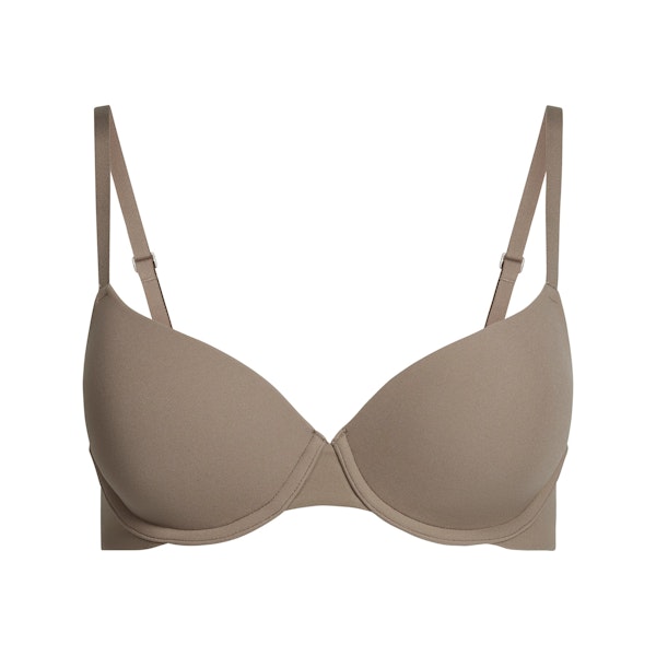 FITS EVERYBODY T-SHIRT BRA | TRUFFLE FLAT ON A WHITE BACKGROUND | FLT