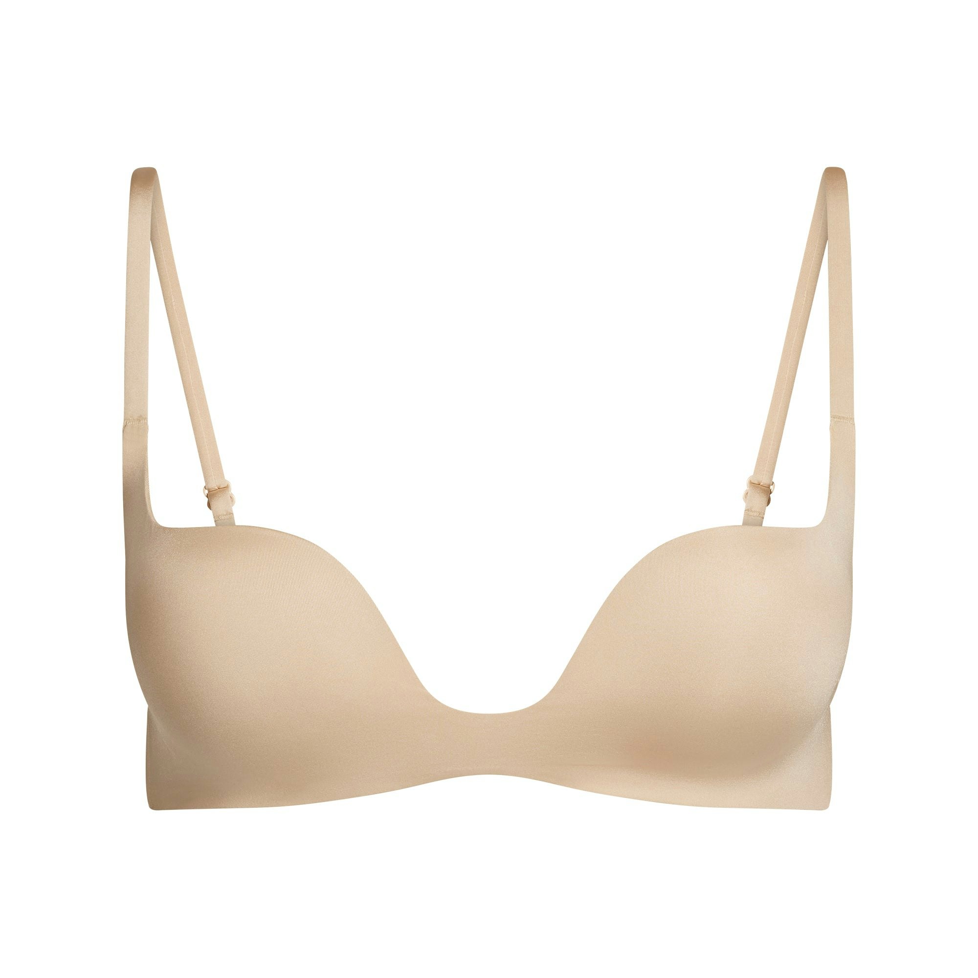 WIRELESS FORM SQUARE NECK BRA | SAND FLAT ON A WHITE BACKGROUND | FLT