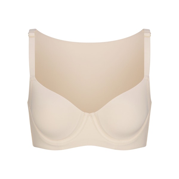 FITS EVERYBODY BACK SMOOTHING FULL COVERAGE BRA | SAND (FULL COVERAGE BRAS) FLAT ON A WHITE BACKGROUND | FLT