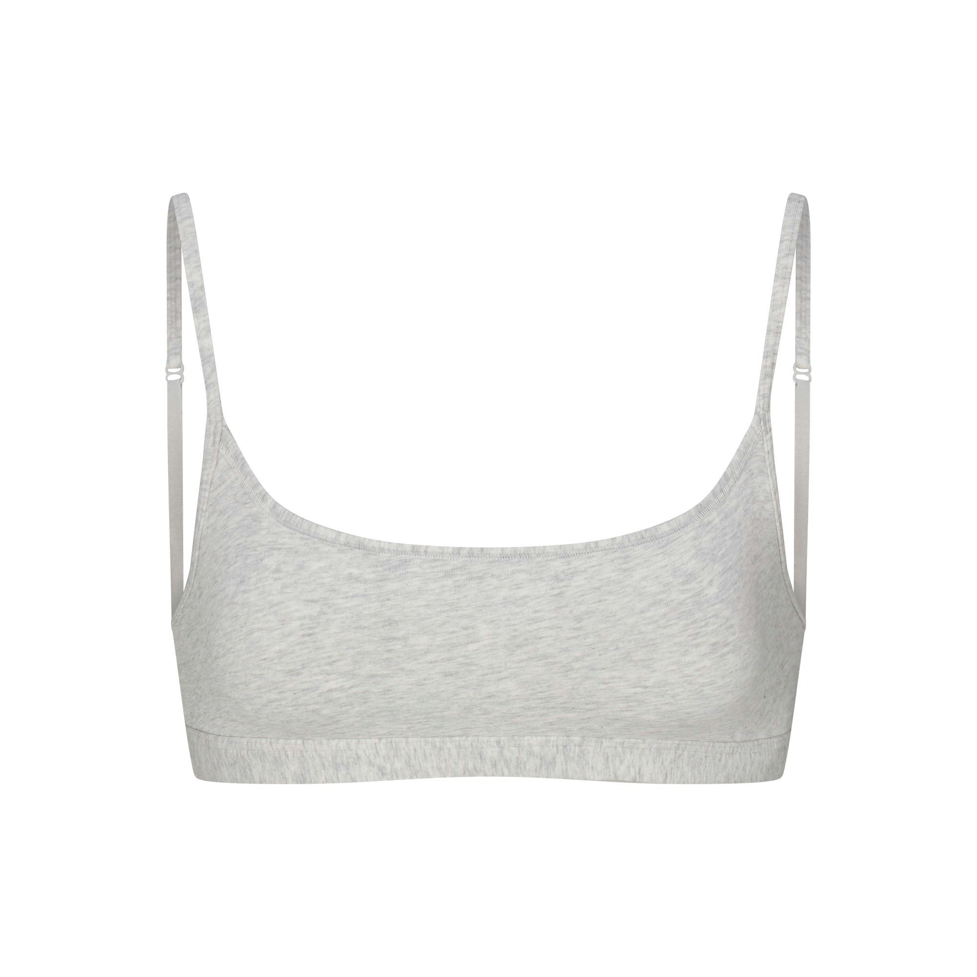 EVERYDAY COTTON SCOOP BRALETTE | LIGHT HEATHER GREY FLAT ON A WHITE BACKGROUND | FLT