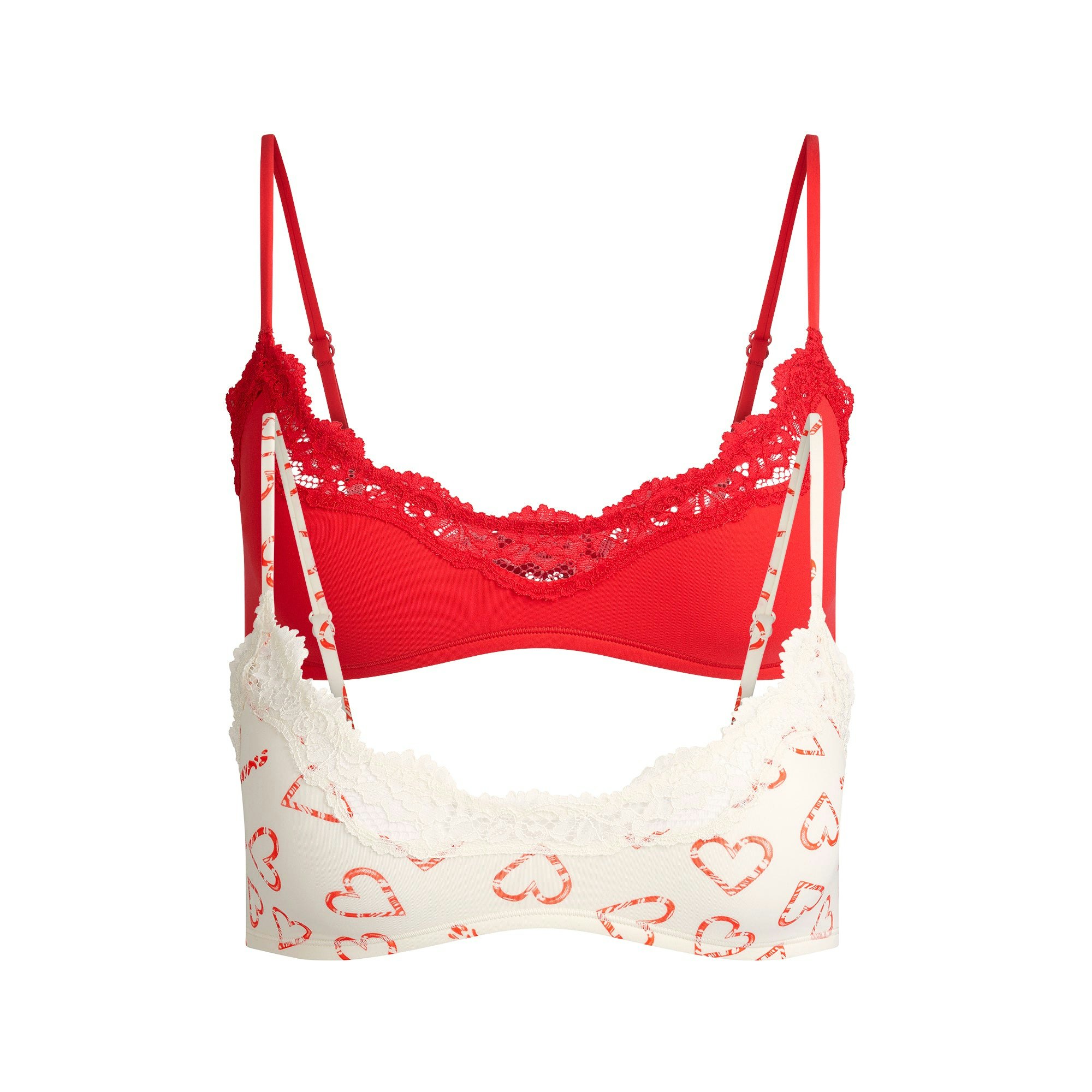 FITS EVERYBODY LACE SCOOP BRALETTE 2-PACK | CANDY HEART AND RED FLAT ON A WHITE BACKGROUND | FLT @ | FOCUS: 0.9, 0.1, 0.7