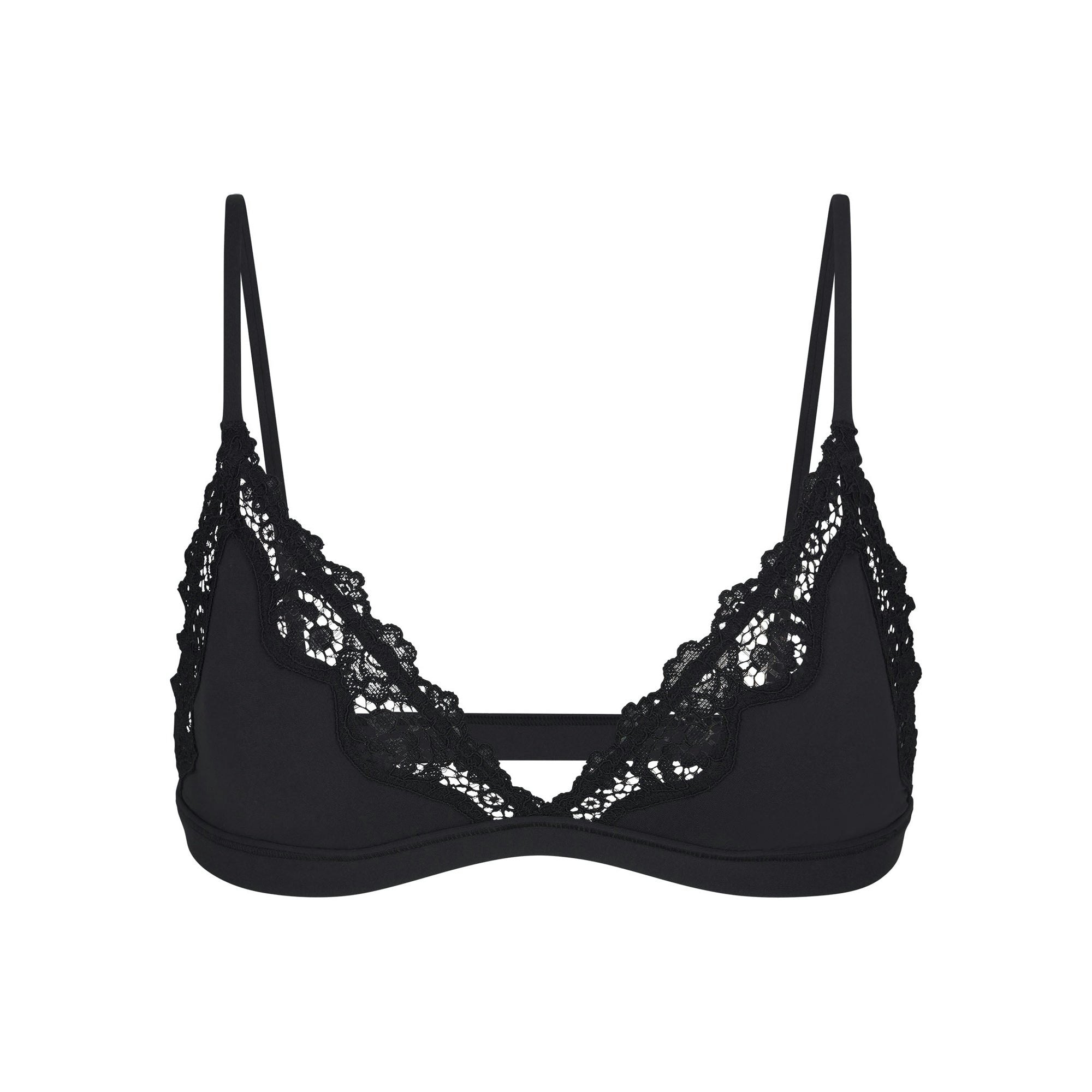 FITS EVERYBODY LACE TRIANGLE BRALETTE | ONYX (TRIANGLE BRALETTES) LAYS FLAT ON A WHITE BACKGROUND | FLT