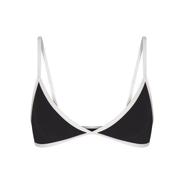 FITS EVERYBODY CONTRAST TRIM TRIANGLE BRALETTE | ONYX (TRIANGLE BRALETTES, BRALETTES) FLAT ON A WHITE BACKGROUND | FLT