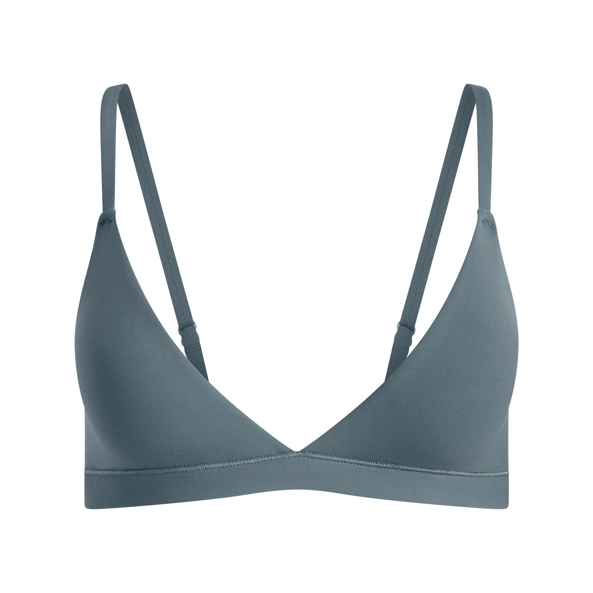 FITS EVERYBODY TRIANGLE BRALETTE | ZIRCON FLAT ON A WHITE BACKGROUND | FLT
