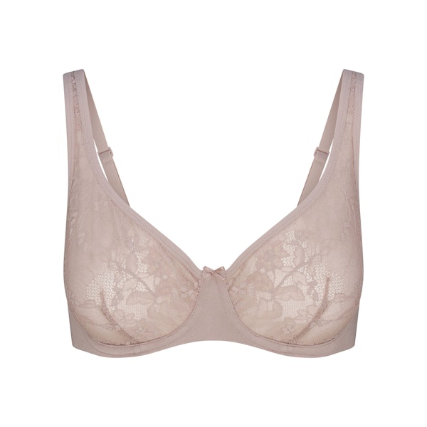 SKIMS LACE UNLINED MINIMIZER BRA | FAWN FLAT ON A WHITE BACKGROUND | FLT